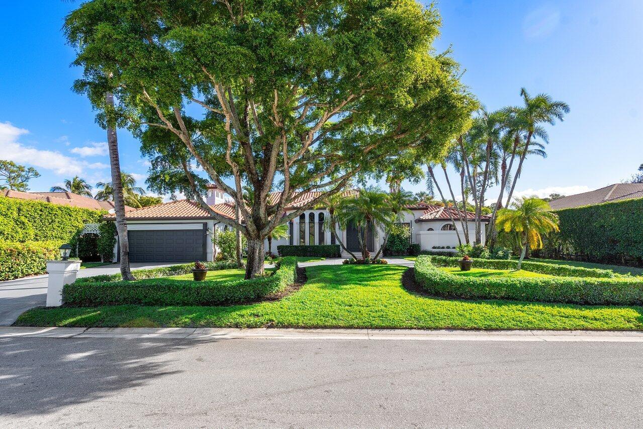 598 N Country Club Drive Atlantis FL 33462 | R11048290