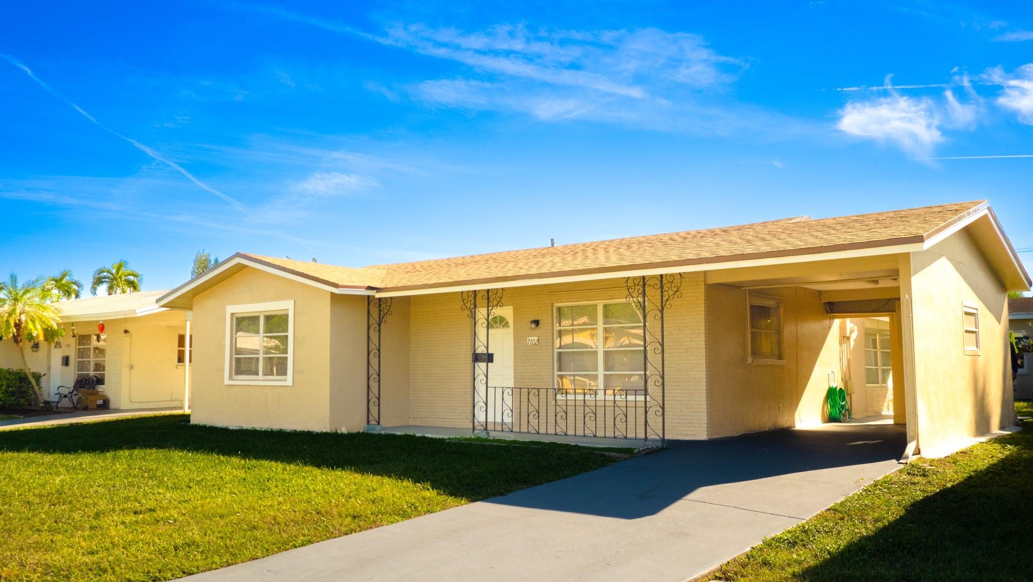 7102 Nw 57th Dr Tamarac FL 33321 | F10476183