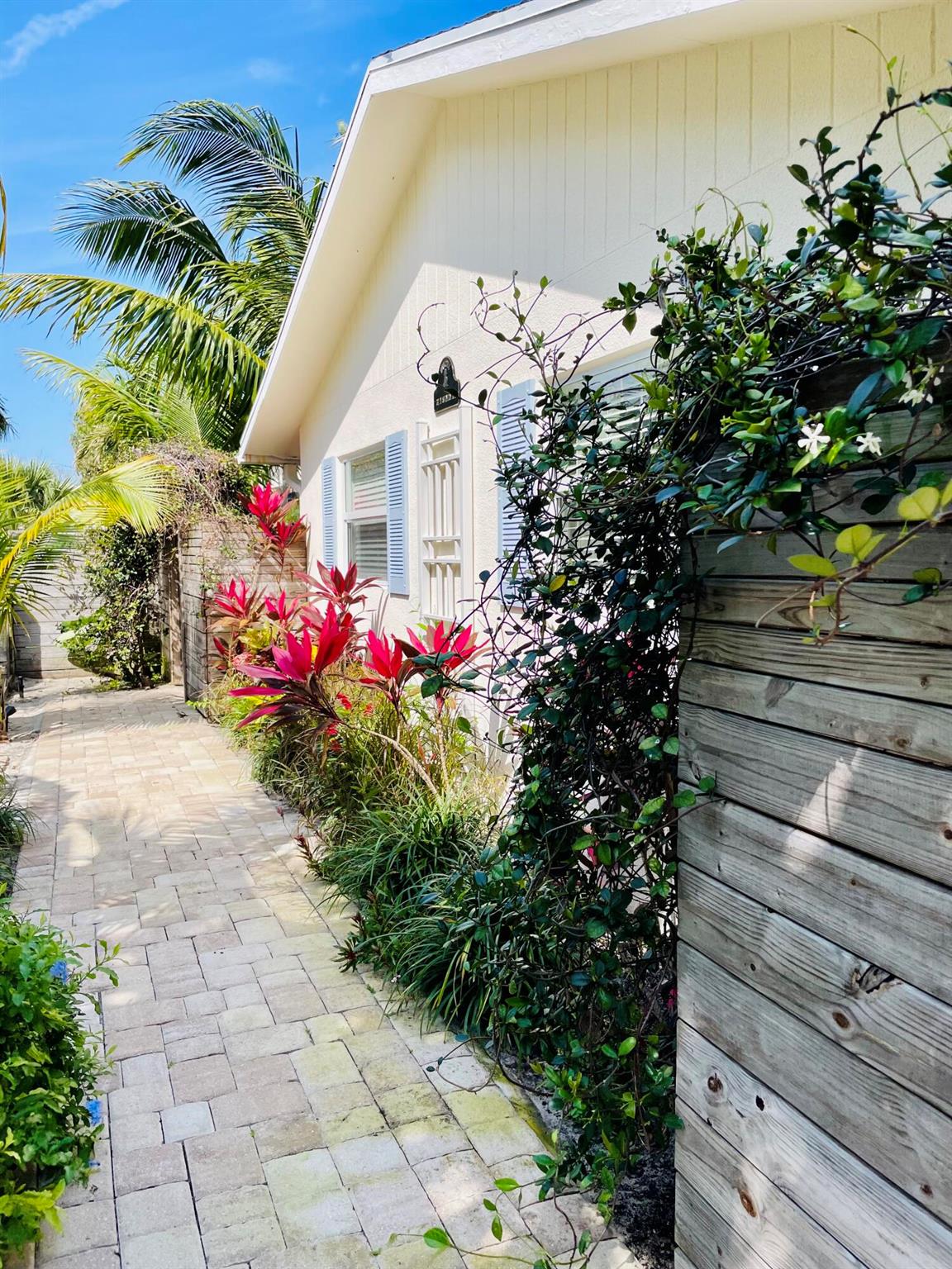 Homes for sale in Delray Beach, FL | 311 N Swinton Avenue, Delray Beach, FL 33444 | MLS# R11048895