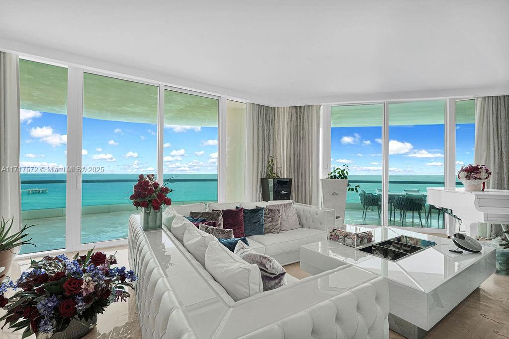 Apartamento en Alquiler en Sunny Isles Beach, FL