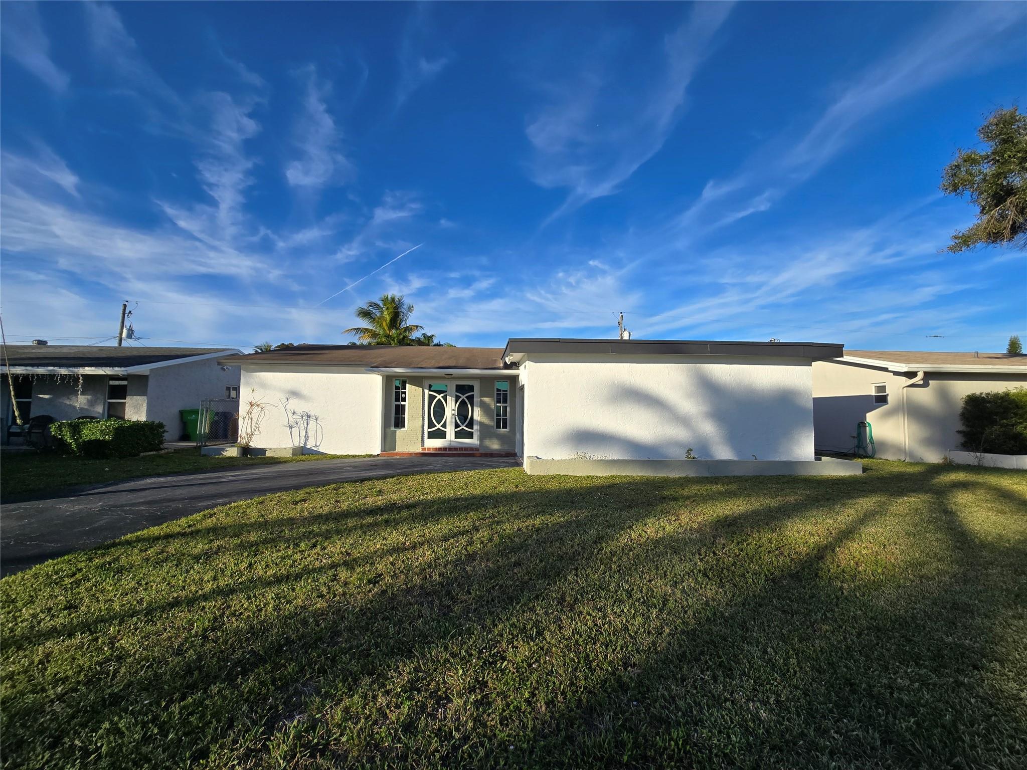 11821 Nw 30th Pl Sunrise FL 33323 | F10478870