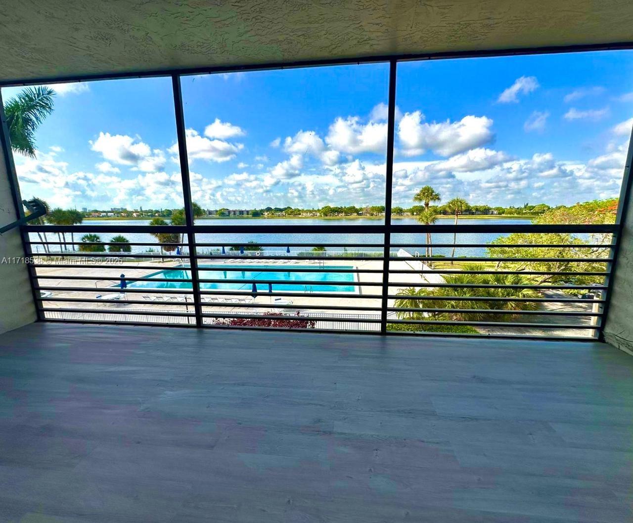 Lake View Of Calif Club C