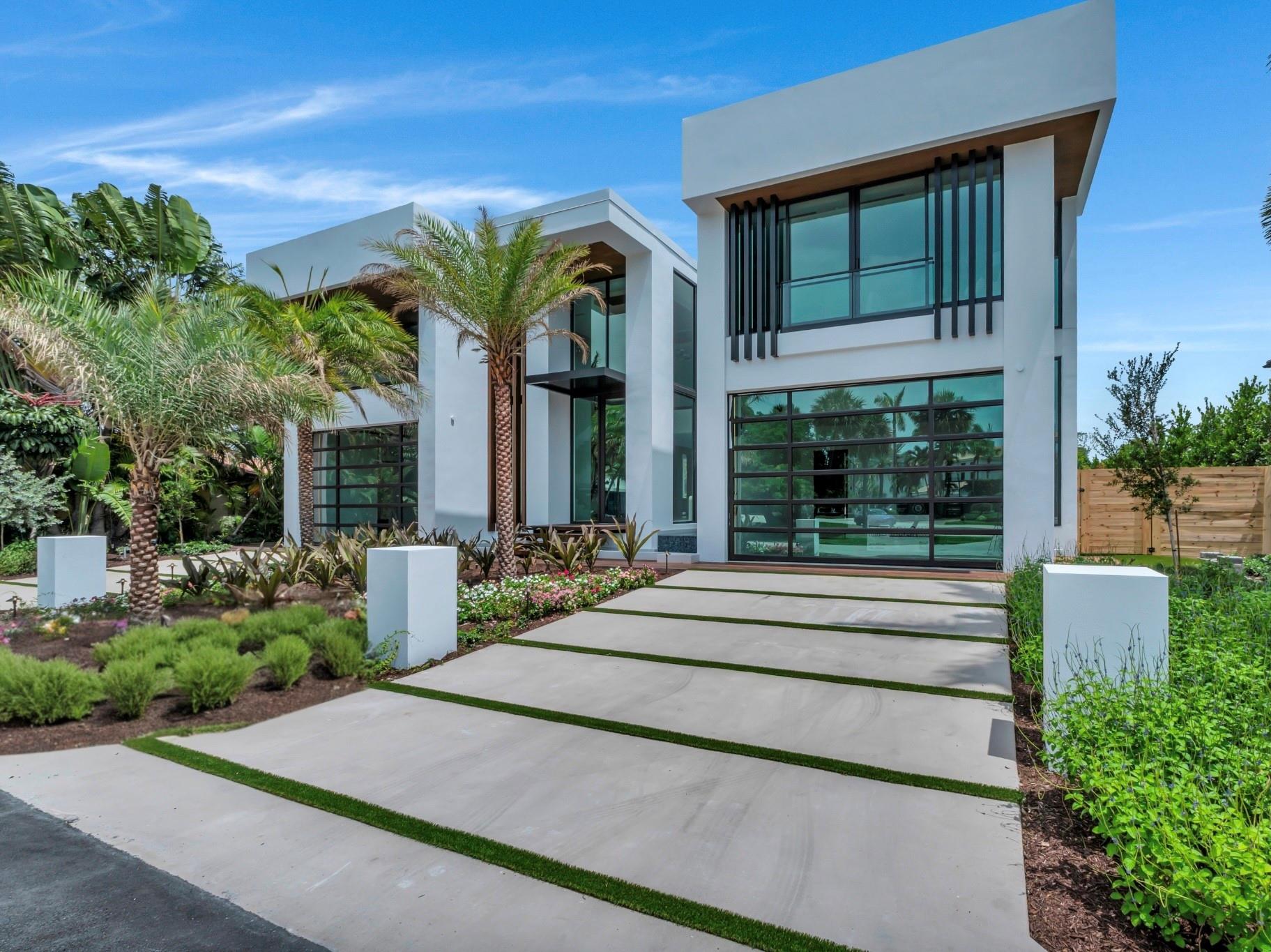 681 Golden Harbour Drive Boca Raton FL 33432 | F10479157