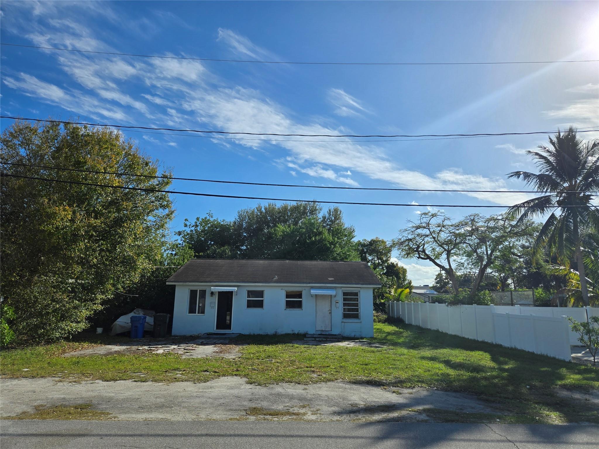 Homes for sale in Oakland Park, FL | 1262 Ne 34th Ct, Oakland Park, FL 33334 | MLS# F10479181