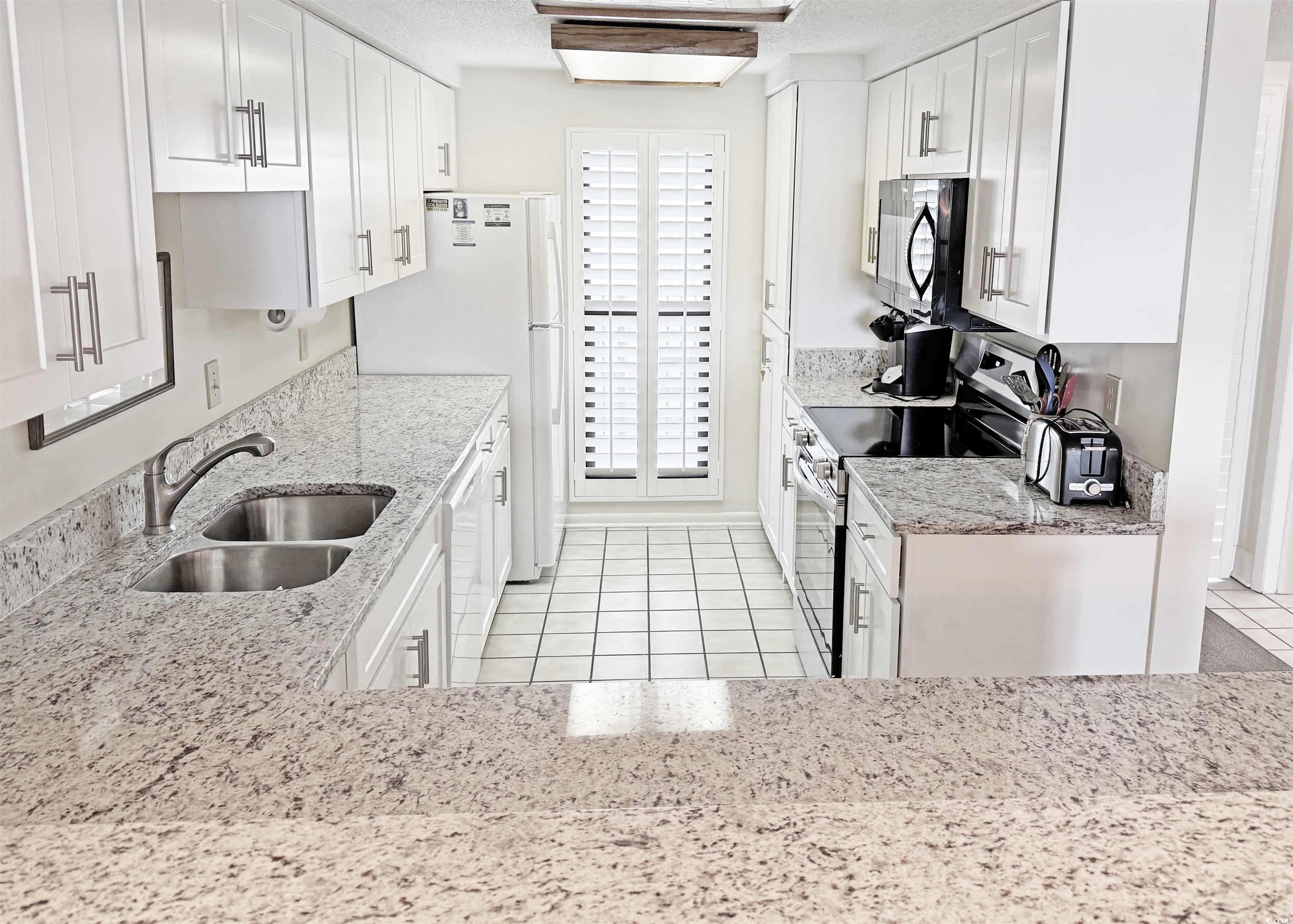 645 Retreat Beach Circle 