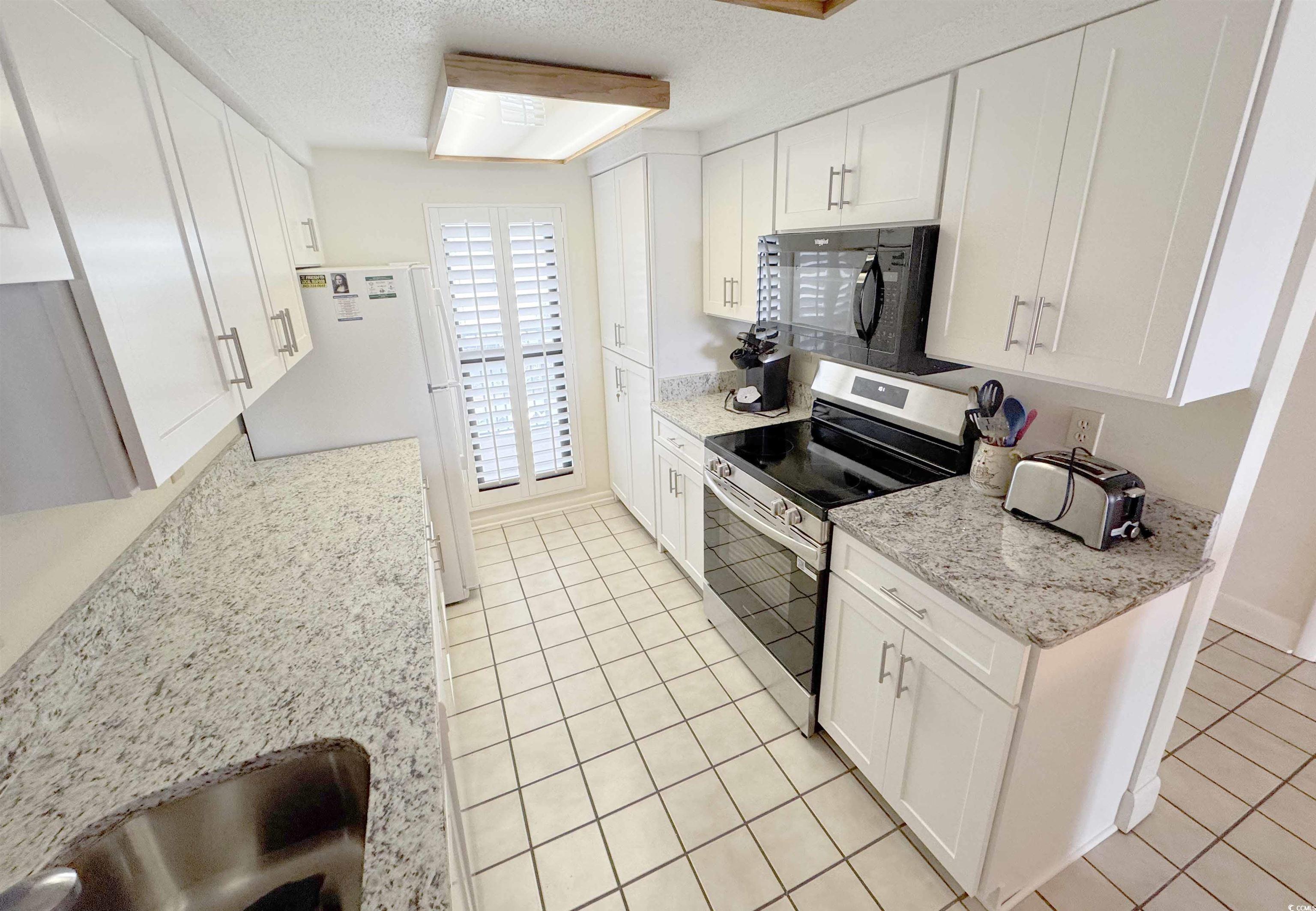 645 Retreat Beach Circle 