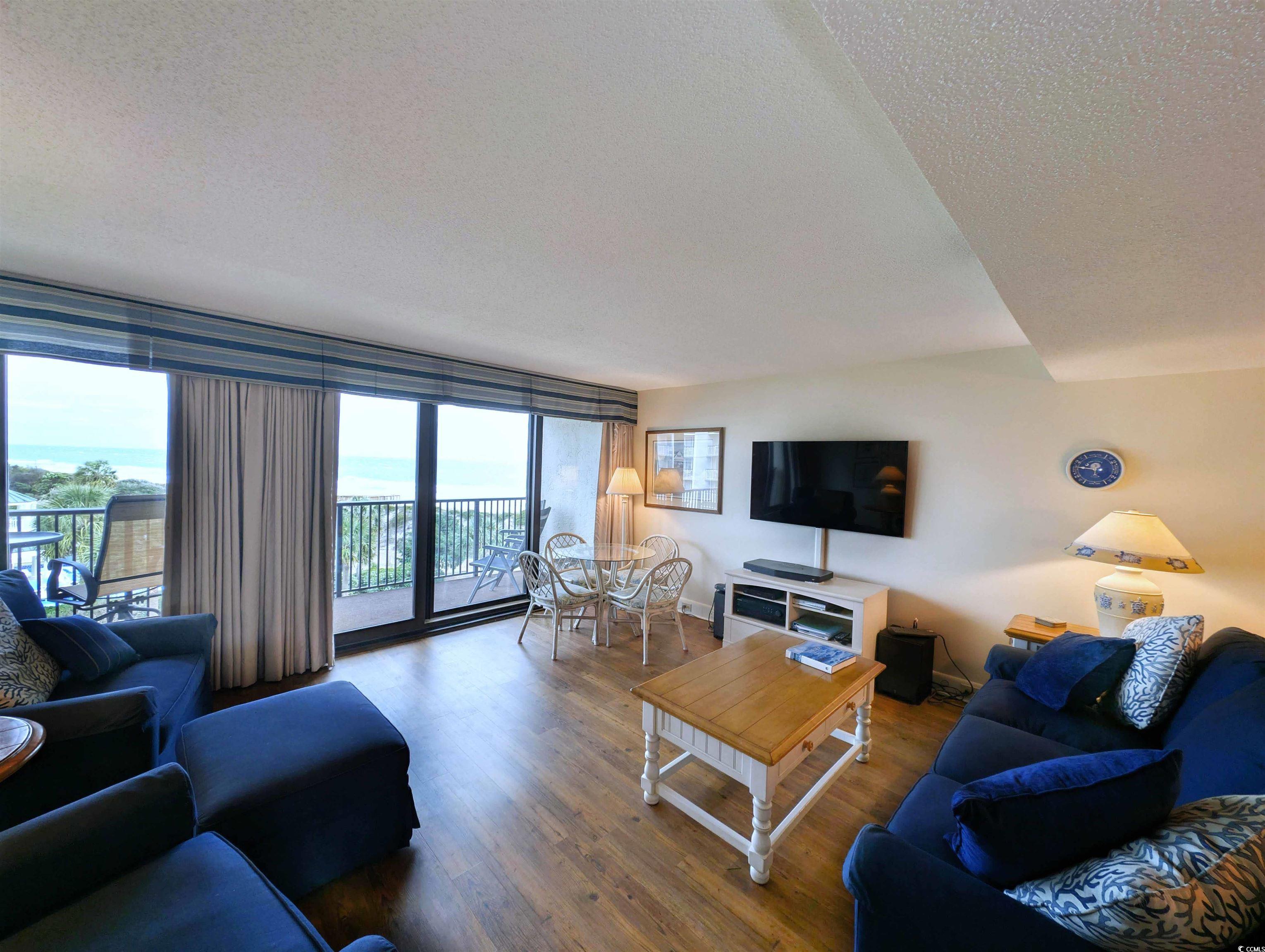 645 Retreat Beach Circle 