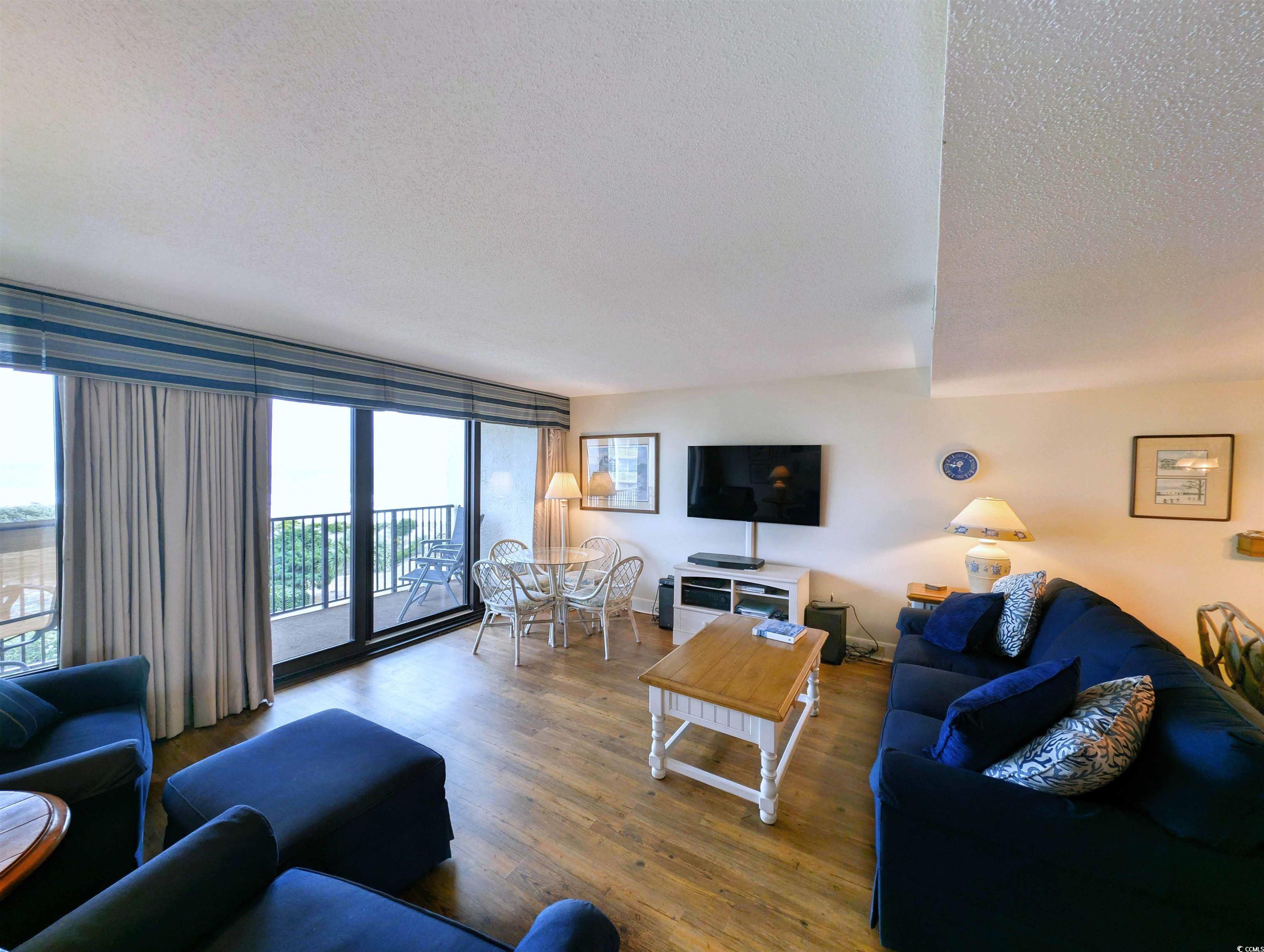 645 Retreat Beach Circle 