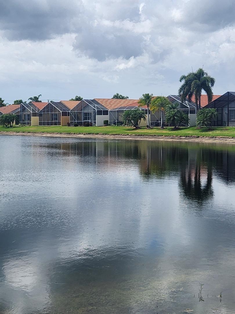 Panoramic Lake Views