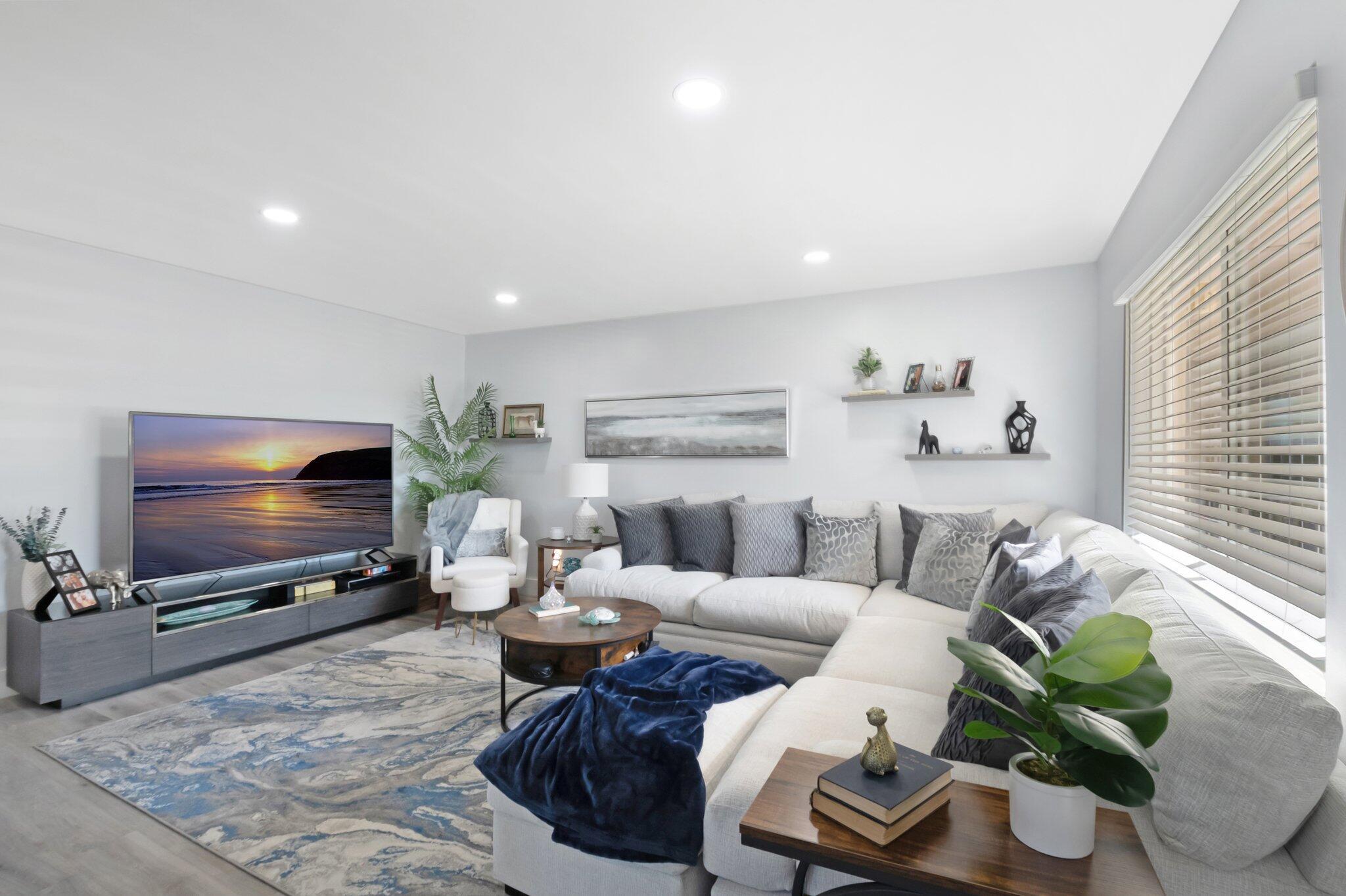 Kings Point (East Side Of