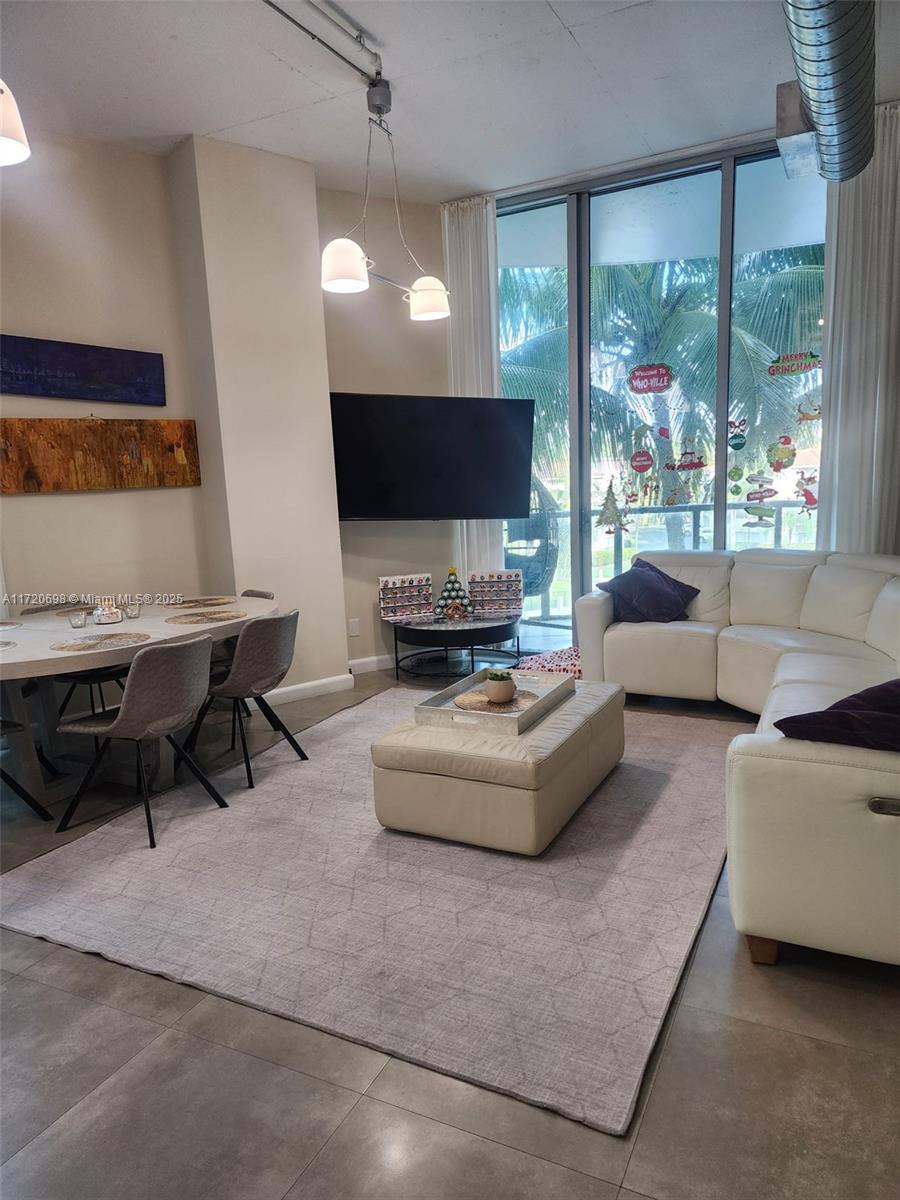 Uptown Marina Lofts Condo