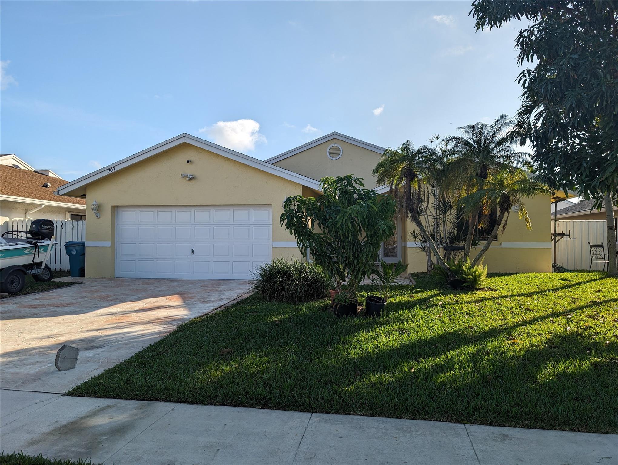 707 Se 3rd Ave Dania Beach FL 33004 | F10479773