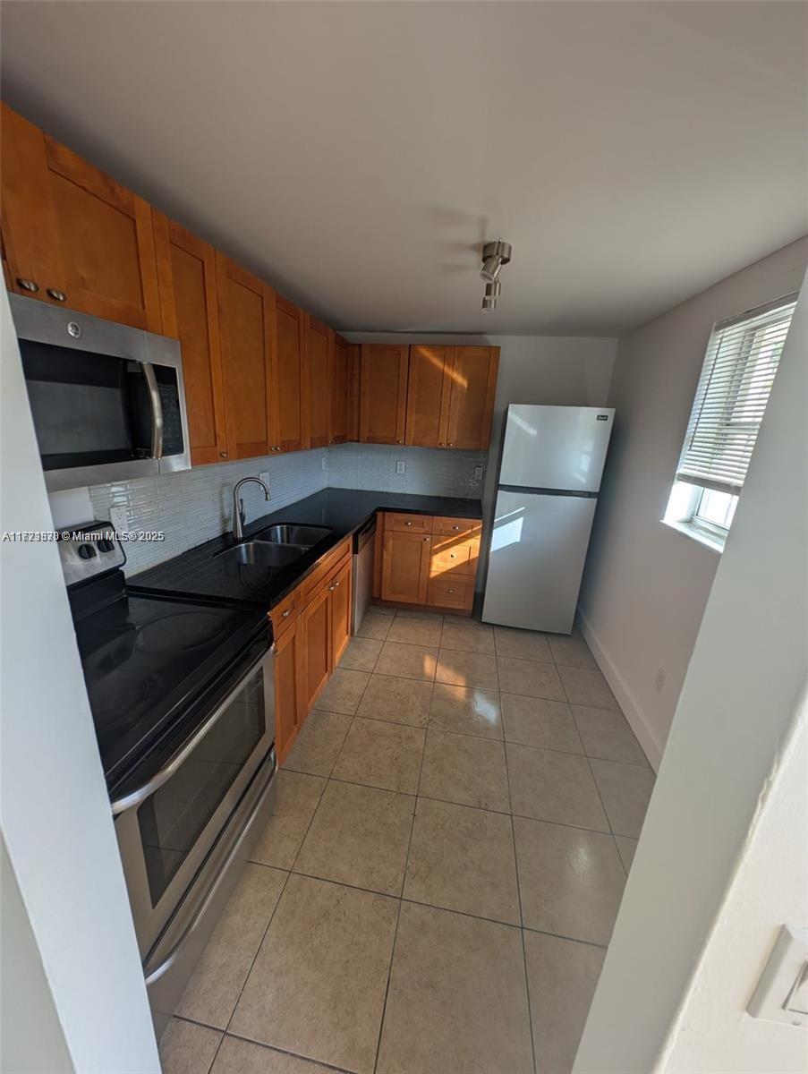 Brookfield Square Condo