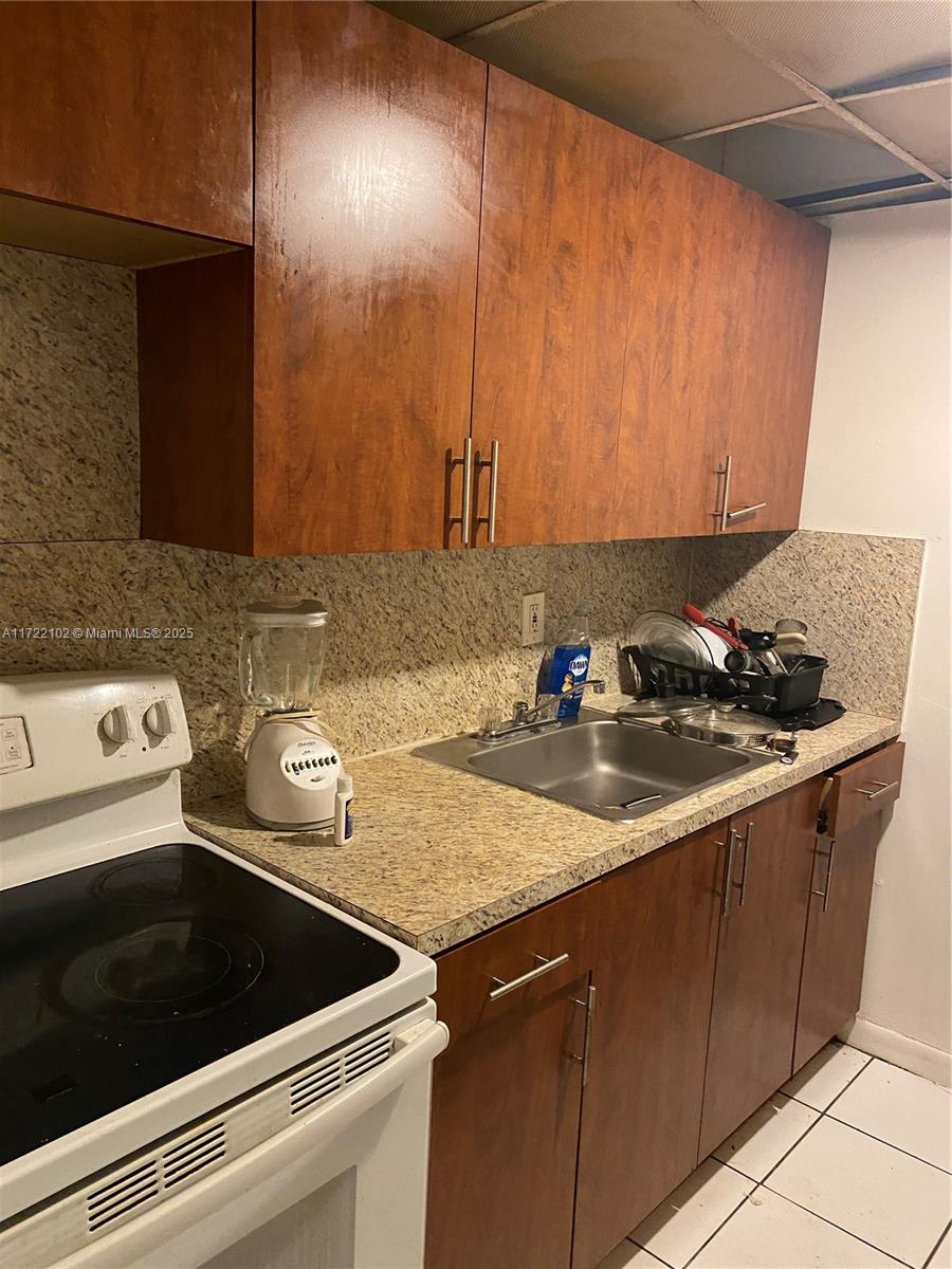 301-nw-177th-st-119-miami-gardens-fl-33169/hzid_c03fbc24