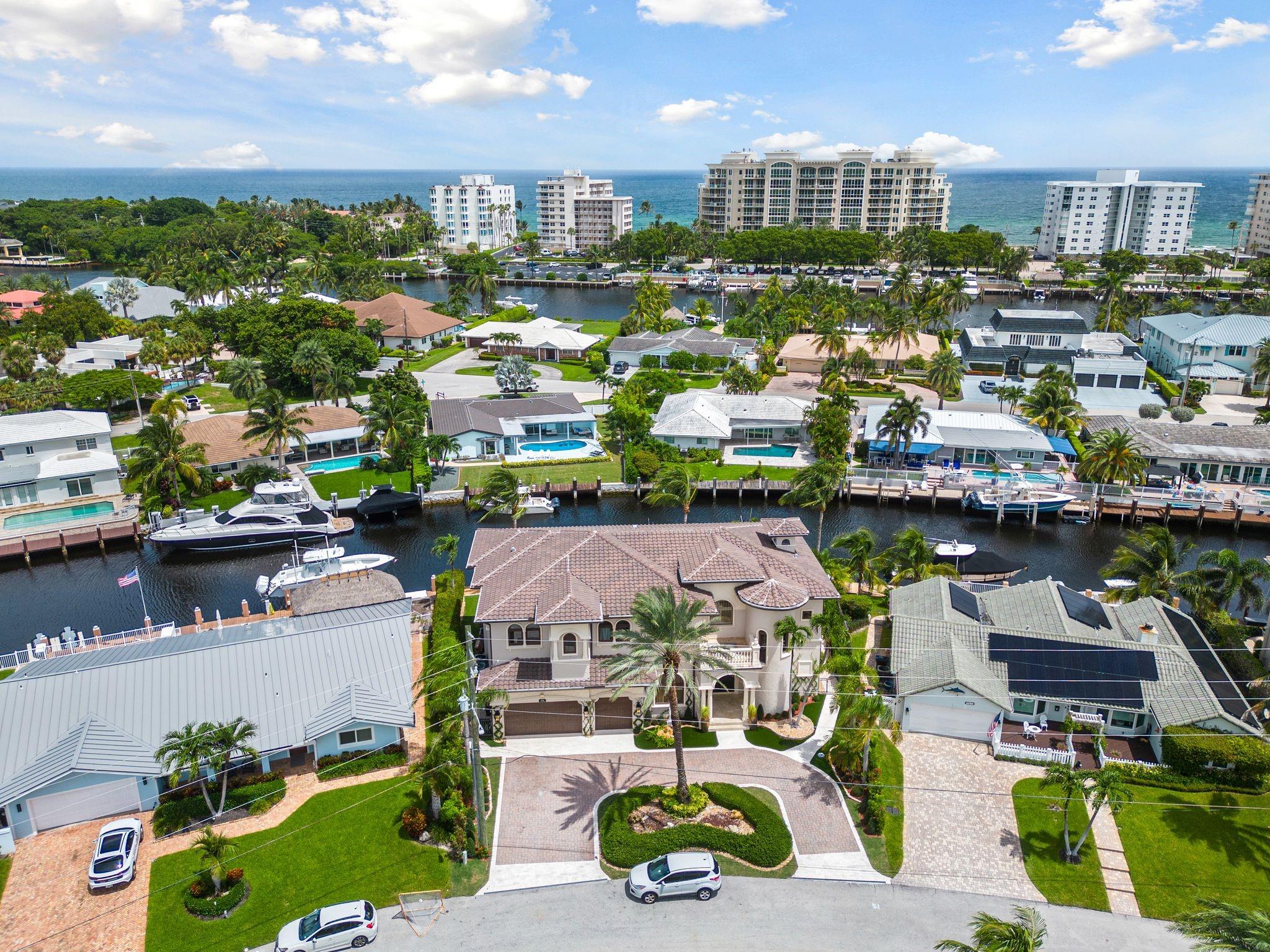 Homes for sale in Lighthouse Point, FL | 4050 Ne 30Th Ave, Lighthouse Point, FL 33064 | MLS# F10480205