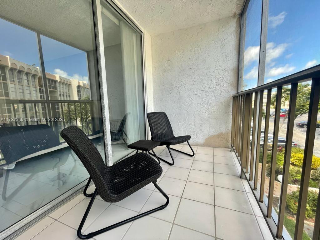Desoto Park Condo