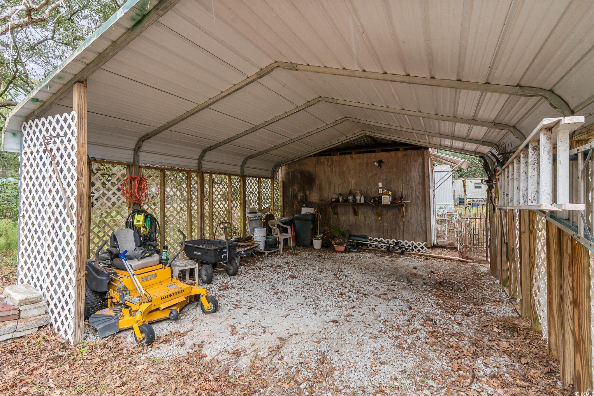 2500885 | Photo 26