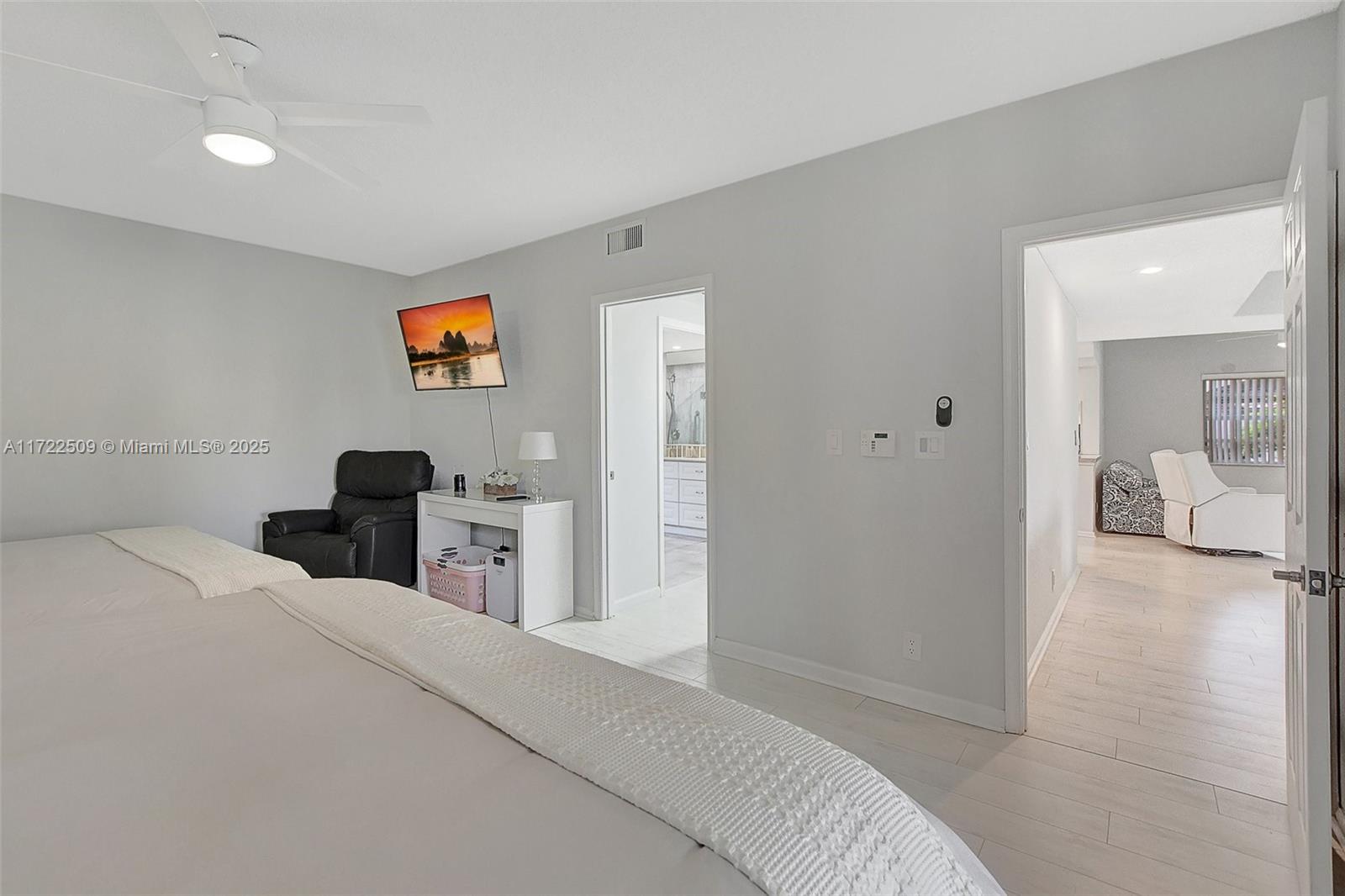 Boca Raton FL 33433 - A11722509
