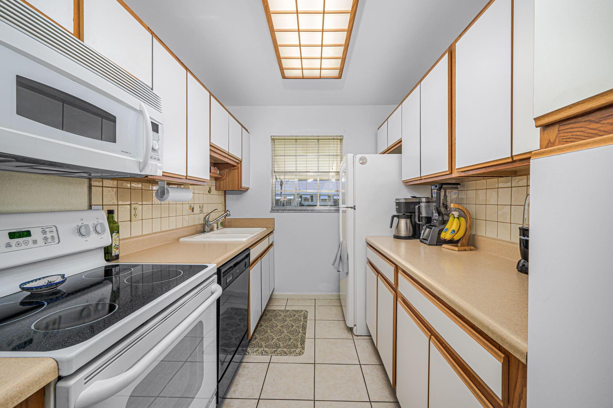 Homes for sale in Fort Pierce, FL | 908 Savannas Point Dr #C(F), Fort Pierce, FL 34982 | MLS# R11051649