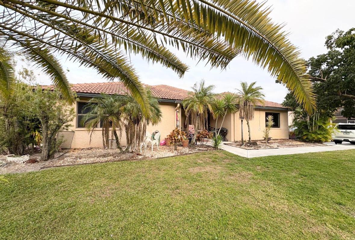 Seagrass Condominium