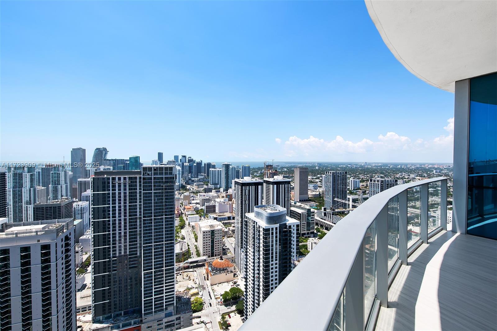 851 NE 1st Ave #PH 5411, Miami FL 33132