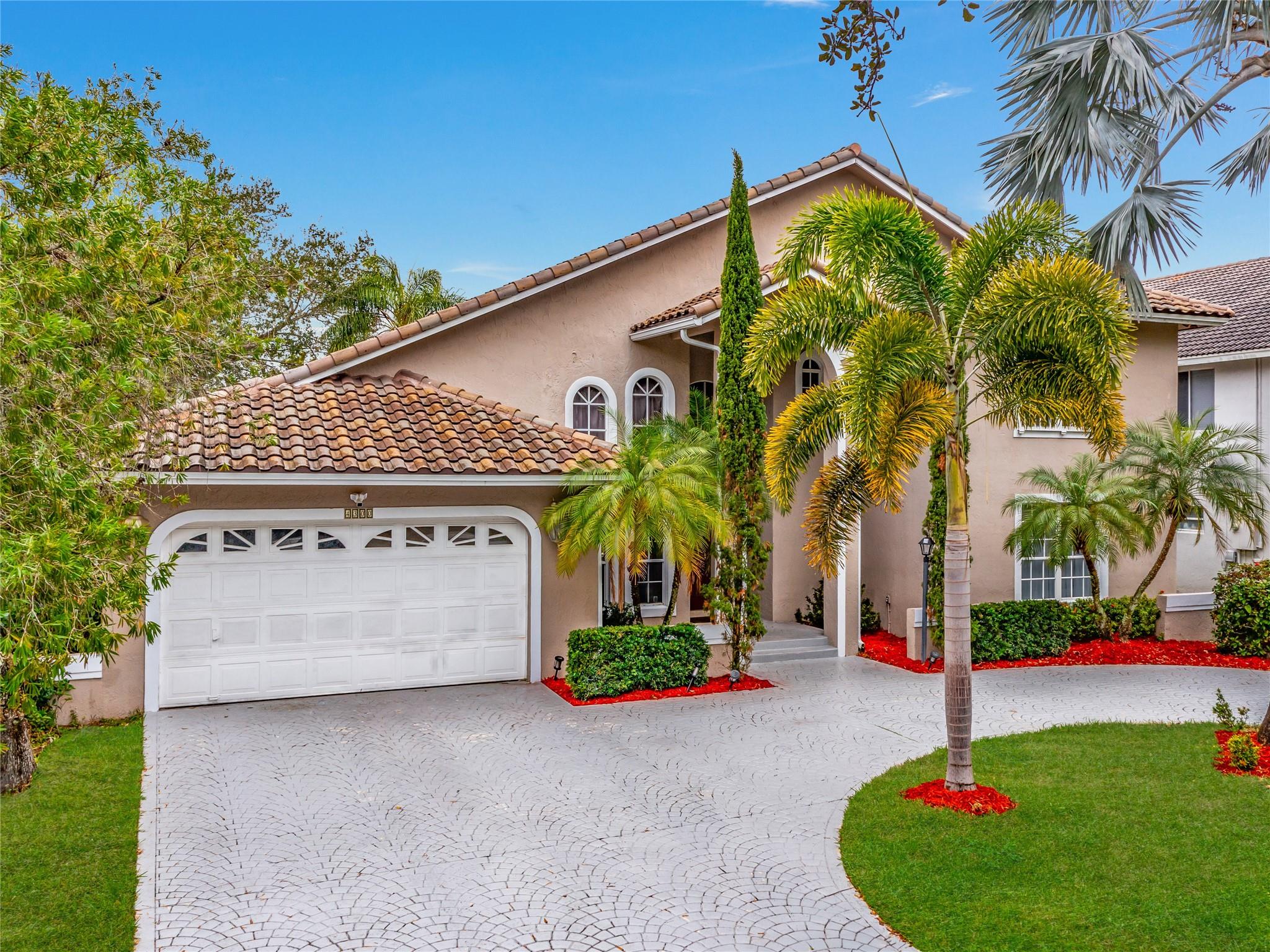 FRONT WITH CIRCULAR DRIVE