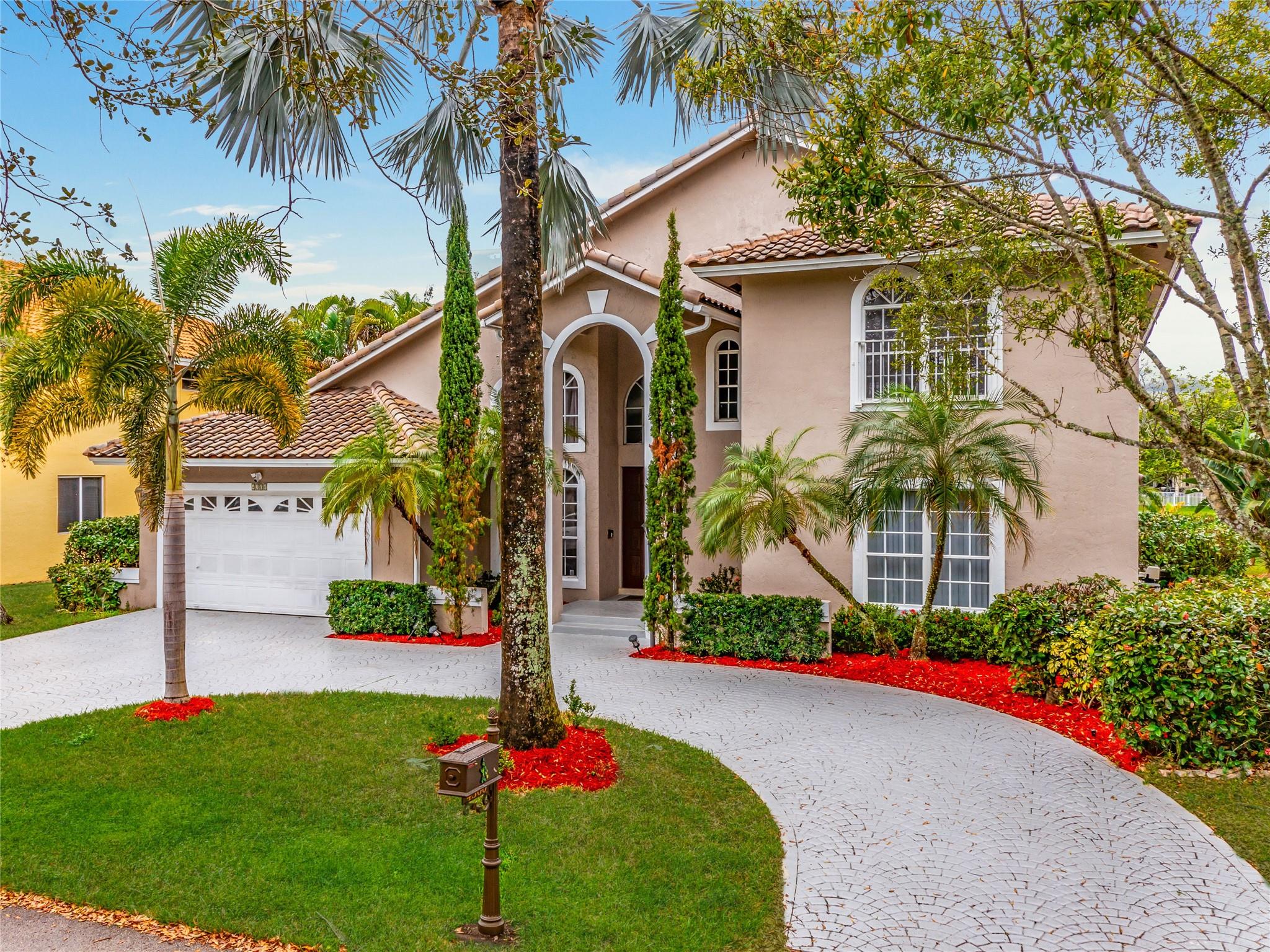 FRONT WITH CIRCULAR DRIVE