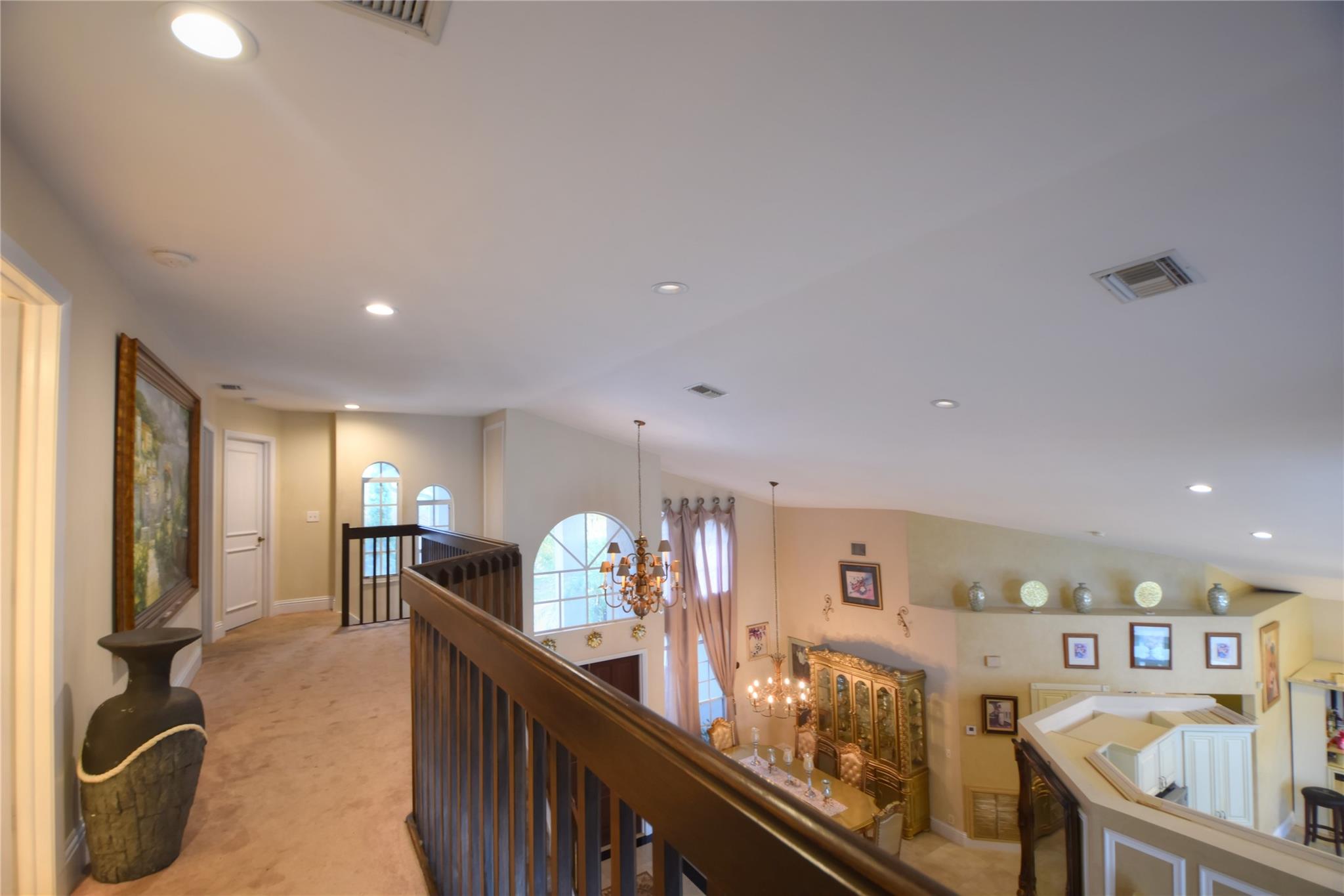 LOFT TO THE 2nd FLOOR BEDROOMS & BATHS