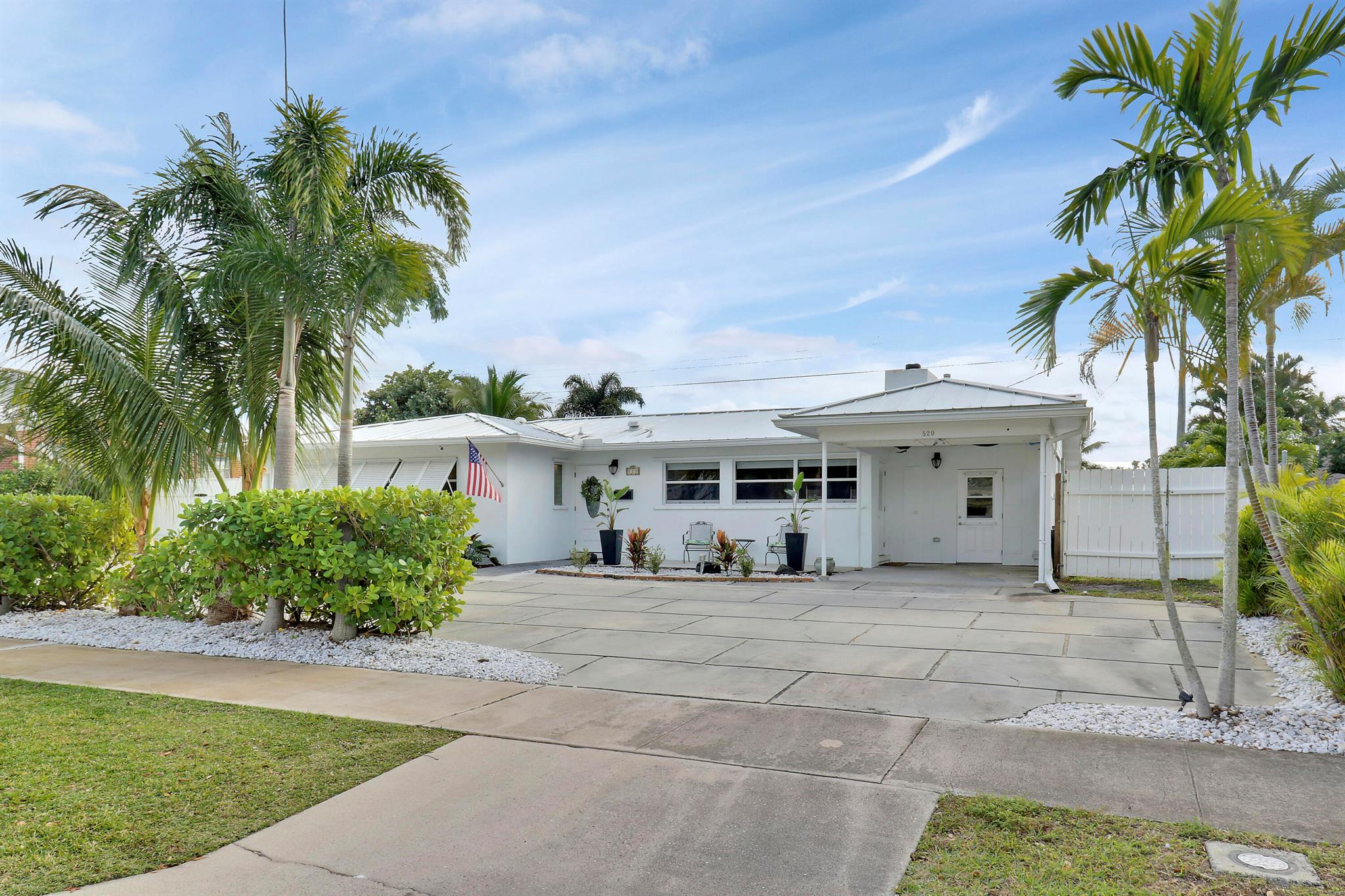 520 Inlet Road, North Palm Beach, FL 33408, 4 Bedrooms , 3 Bathrooms ,Single Family Residence,Sold,R11052486, Horizon Palm Realty Group