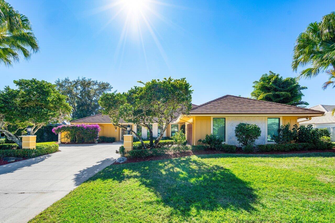 67 Dunbar Road, Palm Beach Gardens, FL 33418, 4 Bedrooms , 3 Bathrooms ,Single Family Residence,Sold,R11052586, Horizon Palm Realty Group