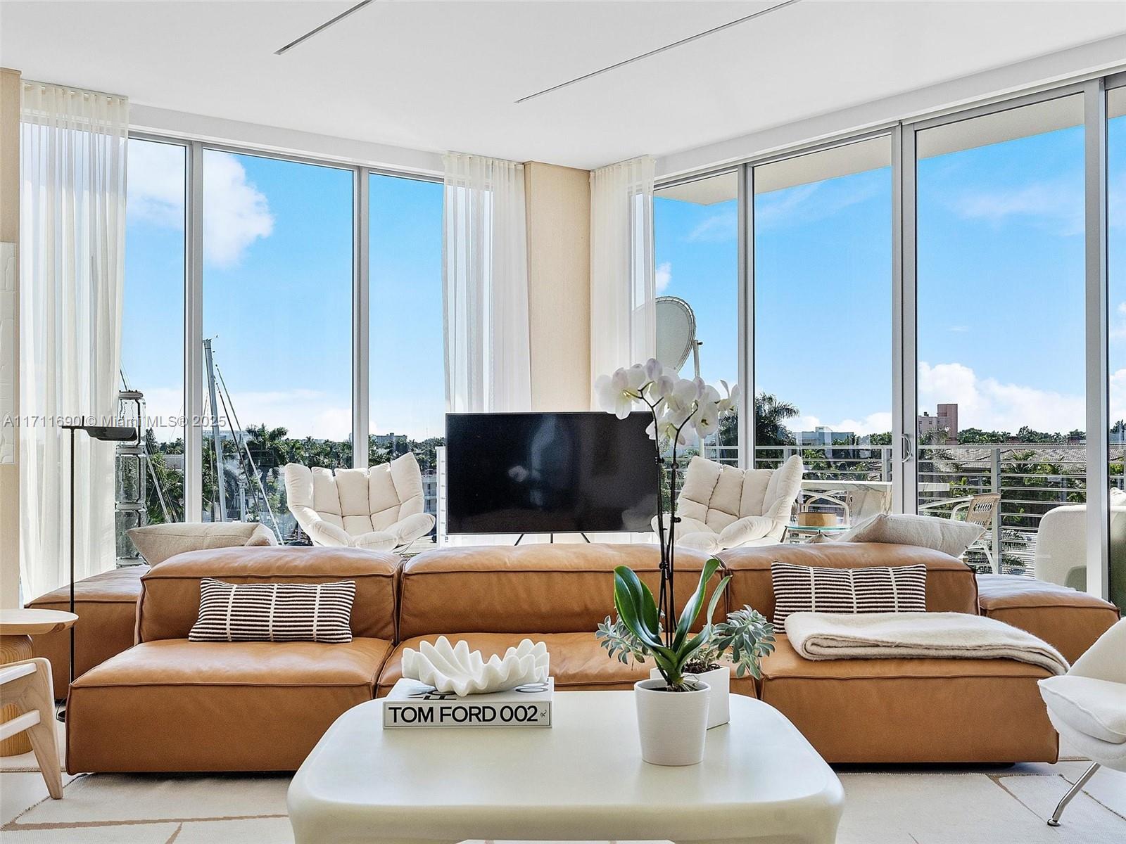 Condo for Sale in Fort Lauderdale, FL