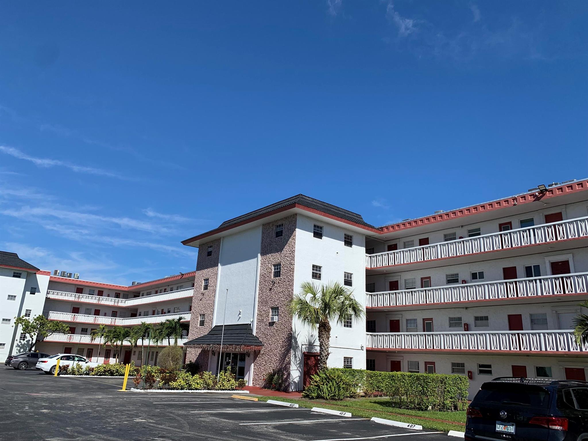 Ruby Condo At Oakland Est