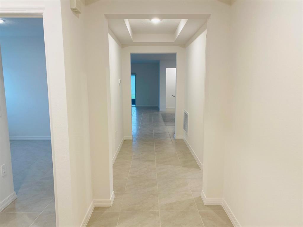 Homes for sale in Port St Lucie, FL | 6127 Nw Drophy Ave, Port St Lucie, FL 34986 | MLS# F10481380