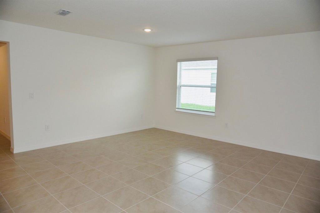 Homes for sale in Port St Lucie, FL | 6127 Nw Drophy Ave, Port St Lucie, FL 34986 | MLS# F10481380