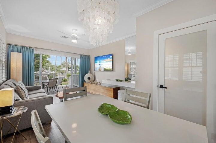 Homes for sale in Duck Key, FL | 5092 Sunset Village Dr, Duck Key, FL 33050 | MLS# R11053135