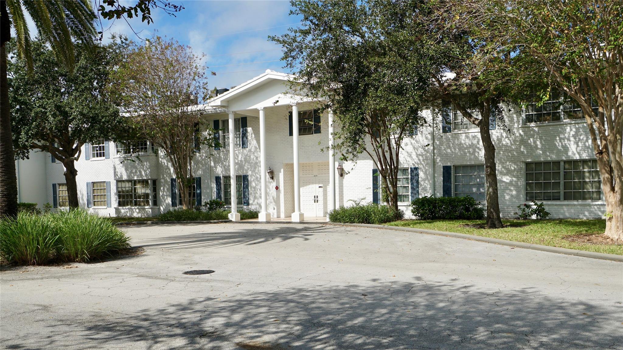 Homes for sale in Fort Lauderdale, FL | 2151 Ne 68th St #203, Fort Lauderdale, FL 33308 | MLS# F10481362