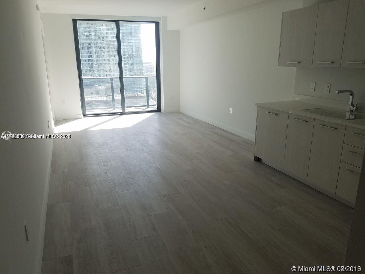 Brickell Heights West Con
