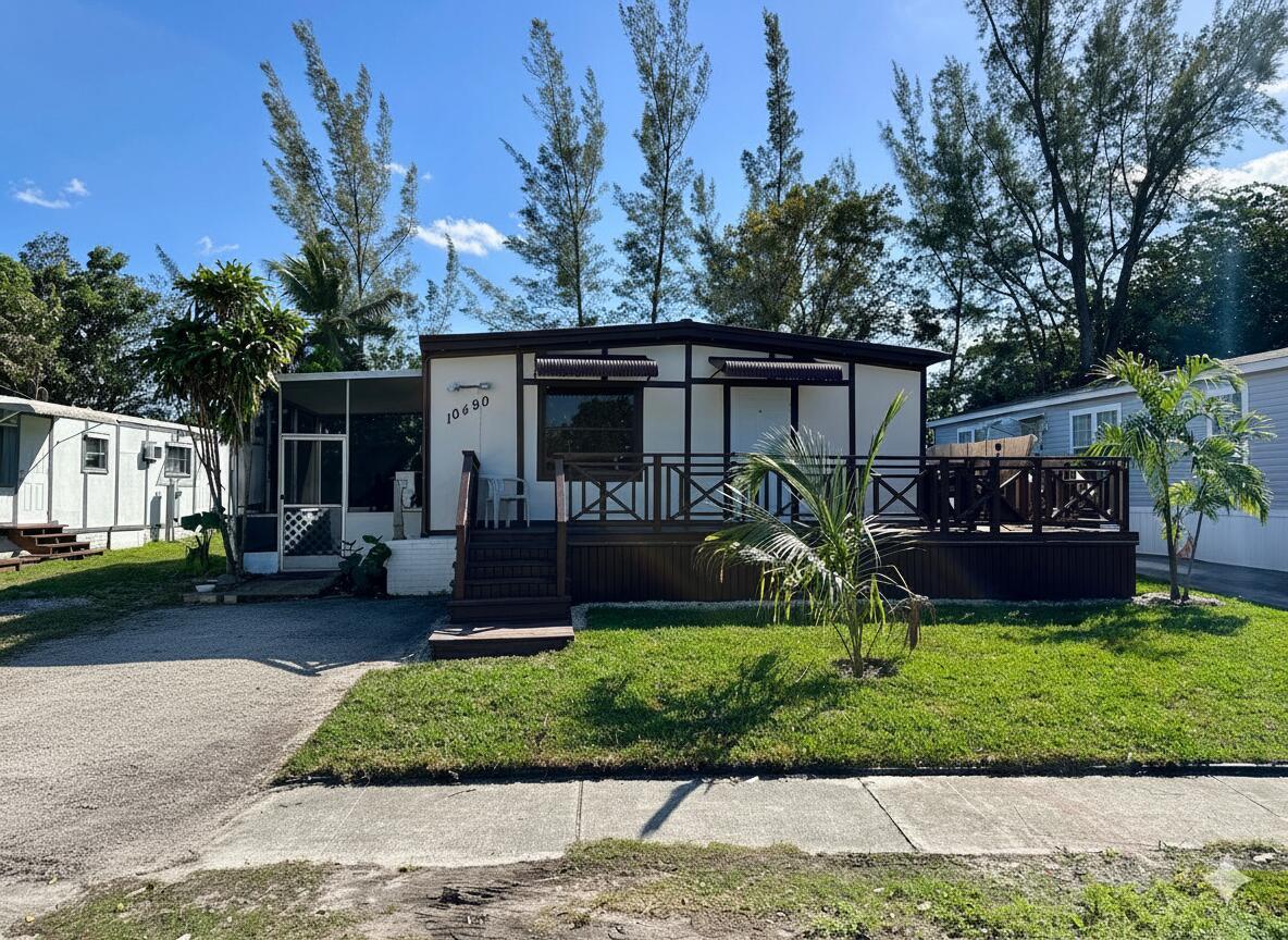 Homes for sale in Boca Raton, FL | 10490 Marina Way, Boca Raton, FL 33428 | MLS# R11053187