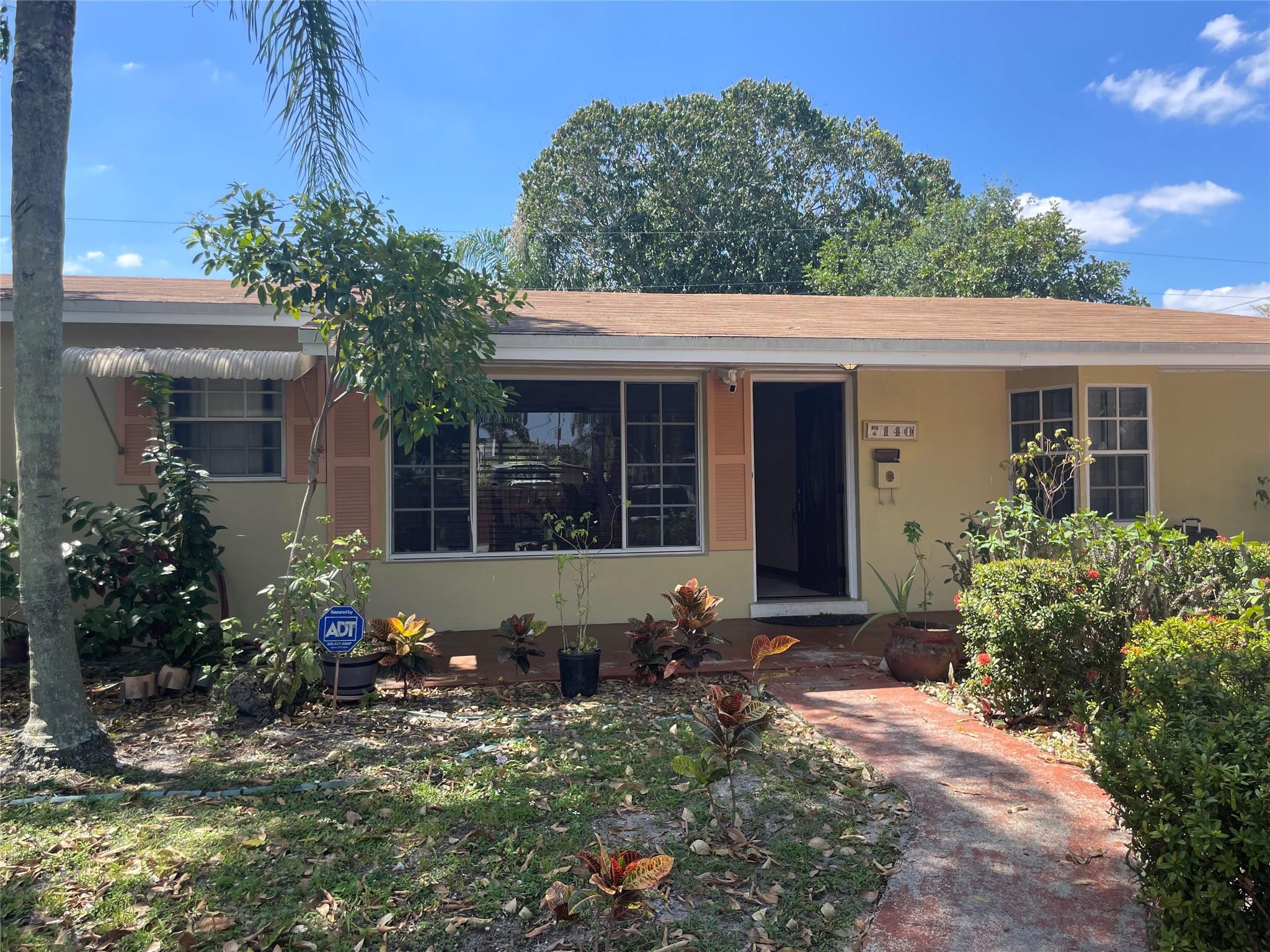 7140 Fillmore St Hollywood FL 33024 | F10481616