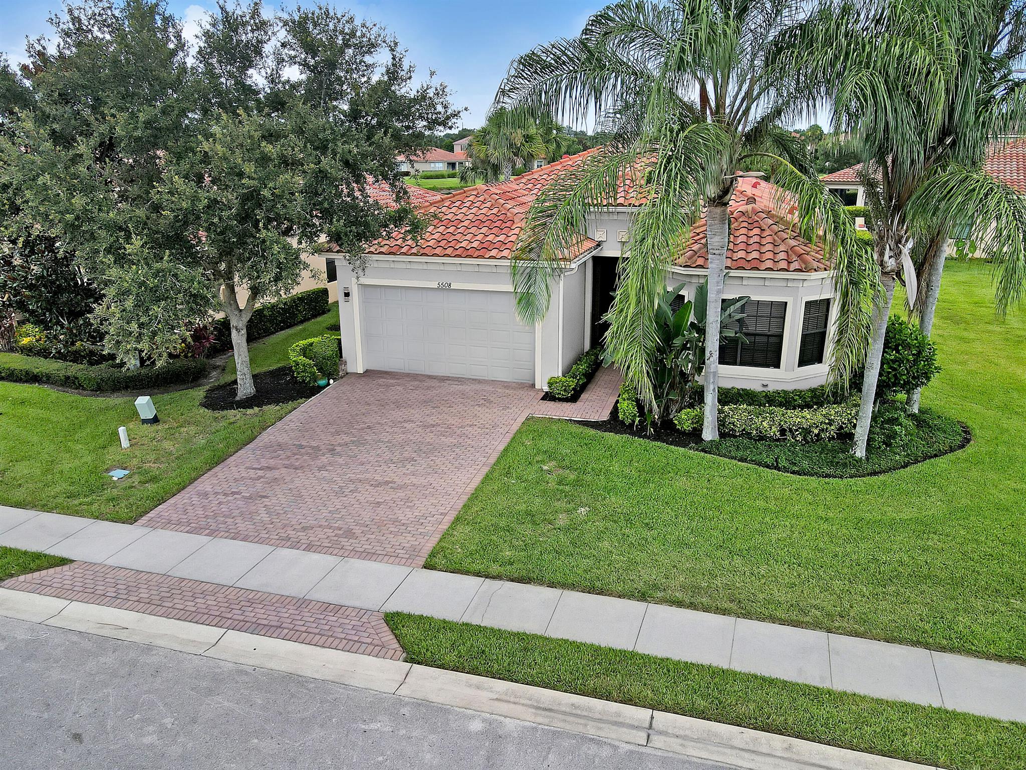 Homes for sale in Vero Beach, FL | 5508 57th Way, Vero Beach, FL 32967 | MLS# R11053636