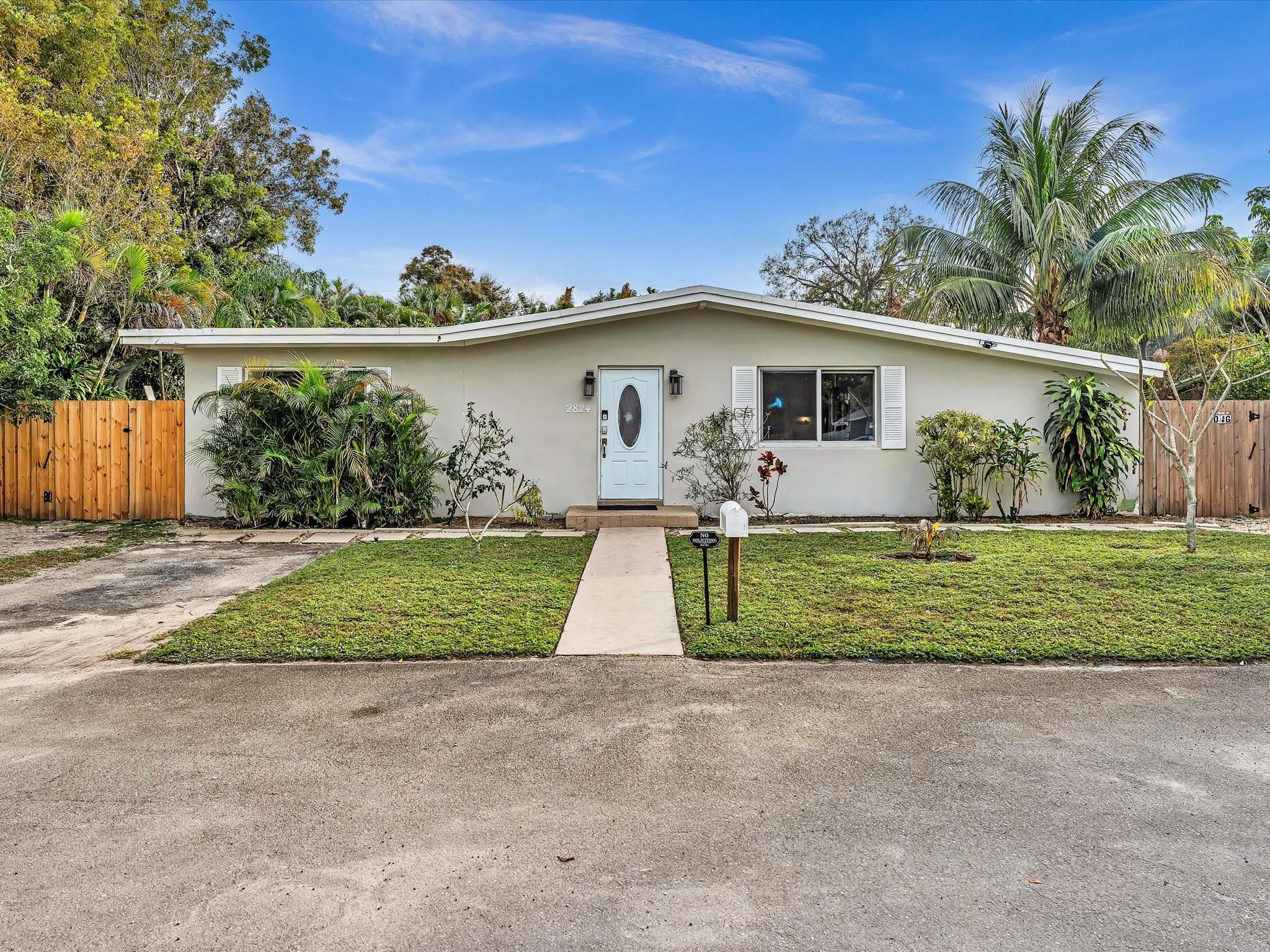 2824 Sw 13th Ct, Fort Lauderdale, FL 33312, 3 Bedrooms , 2 Bathrooms ,Single Family Residence,Off Market,F10481552, Horizon Palm Realty Group