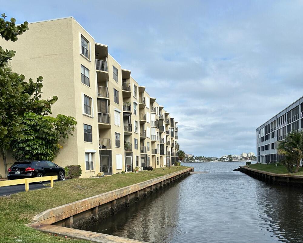 Hidden Harbour Of The Pal