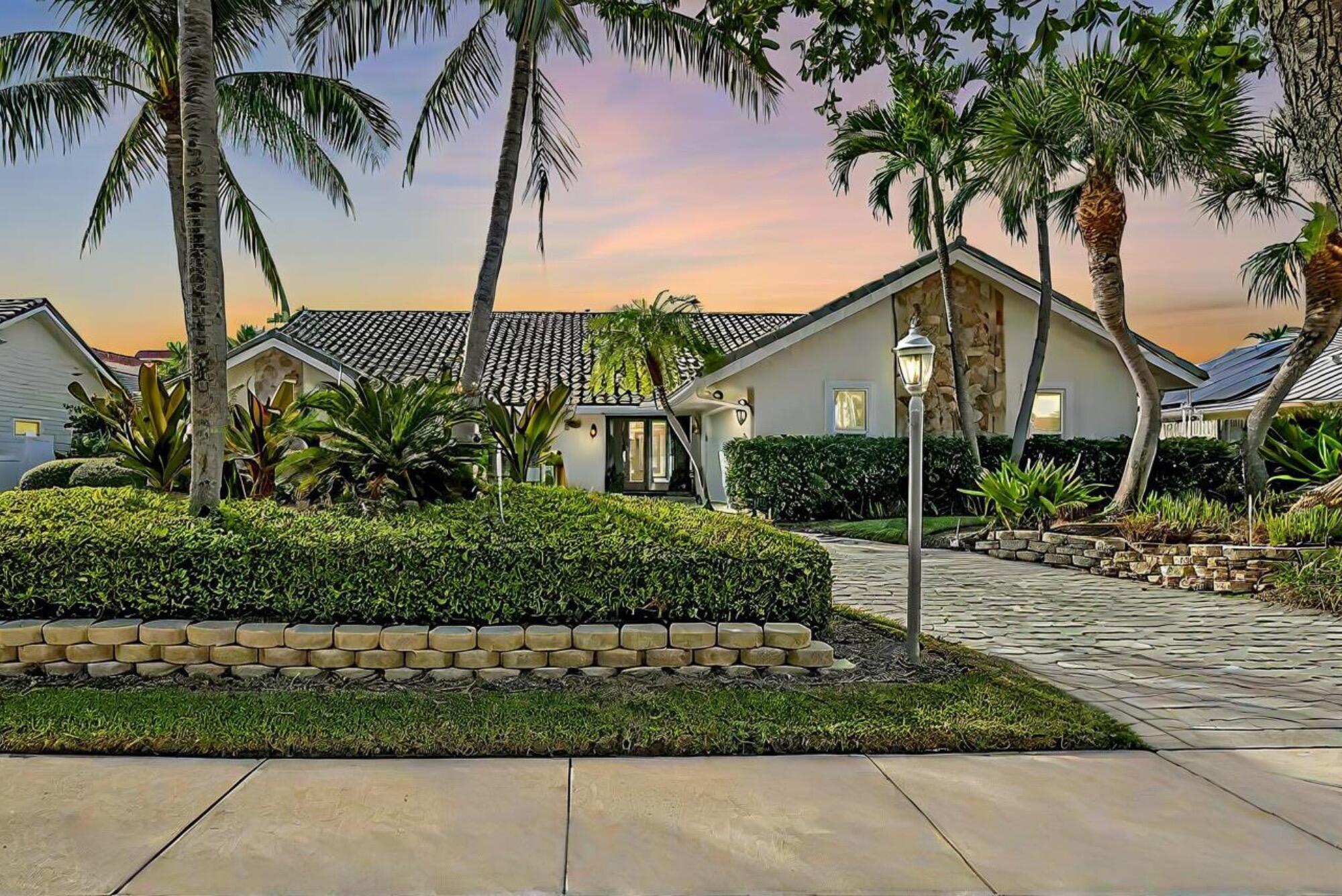 126 S Anchorage Drive North Palm Beach FL 33408 | R11053991