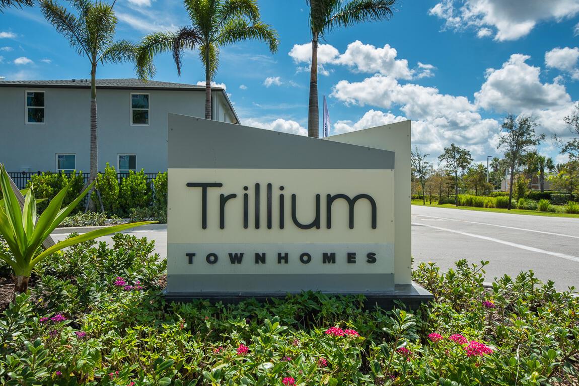 Homes for sale in Stuart, FL | 3916 Se Mentmore Lane, Stuart, FL 34997 | MLS# R11054227