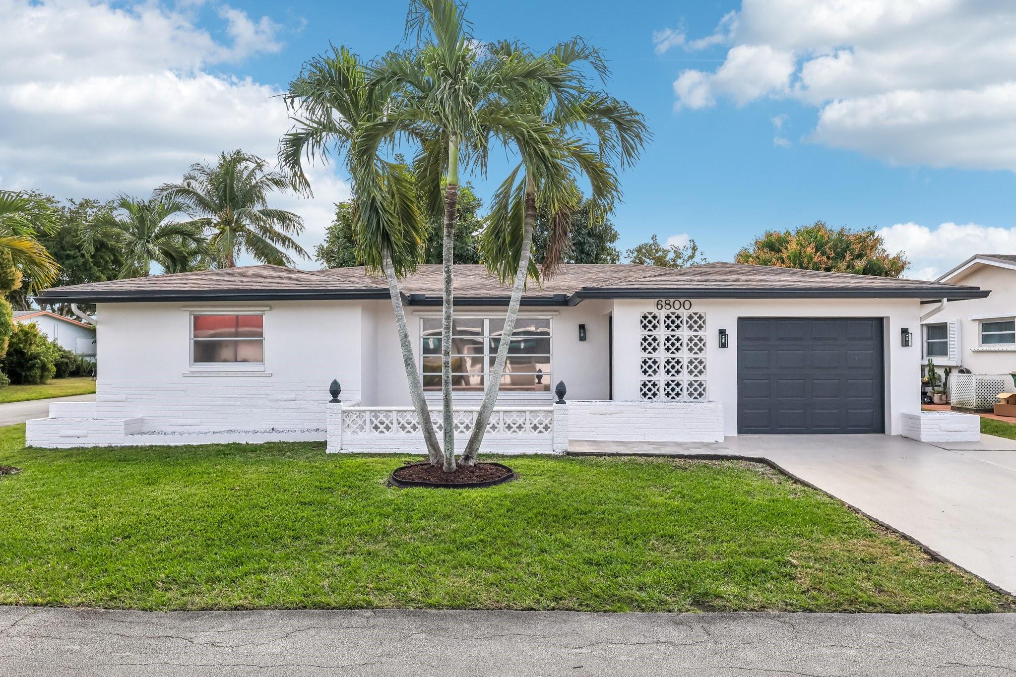 6800 58th Ct Tamarac FL 33321 | F10482040
