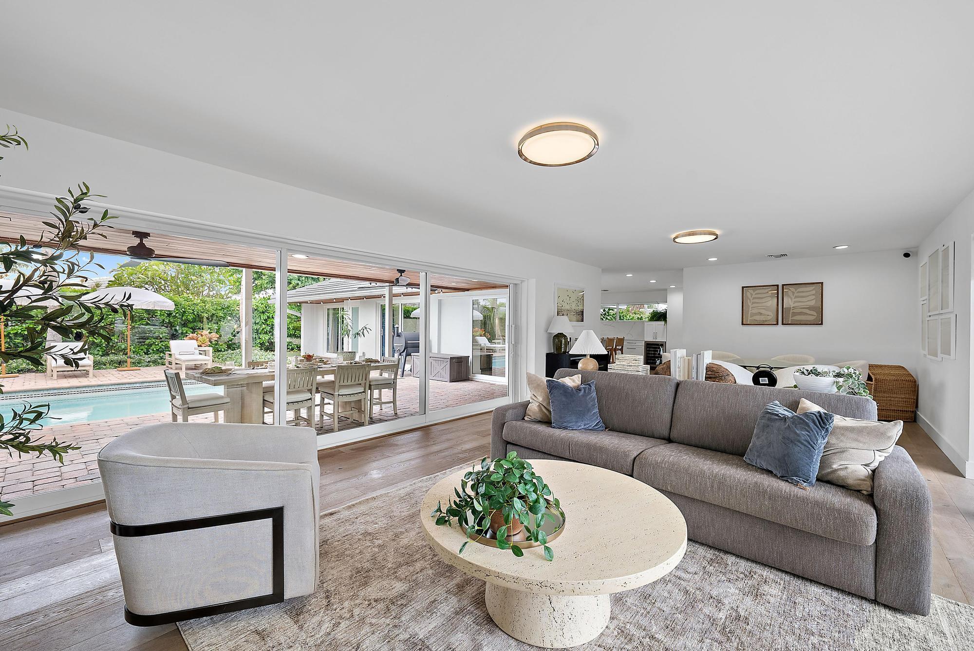 1151 Emerald Lane Singer Island FL 33404 | R11054358