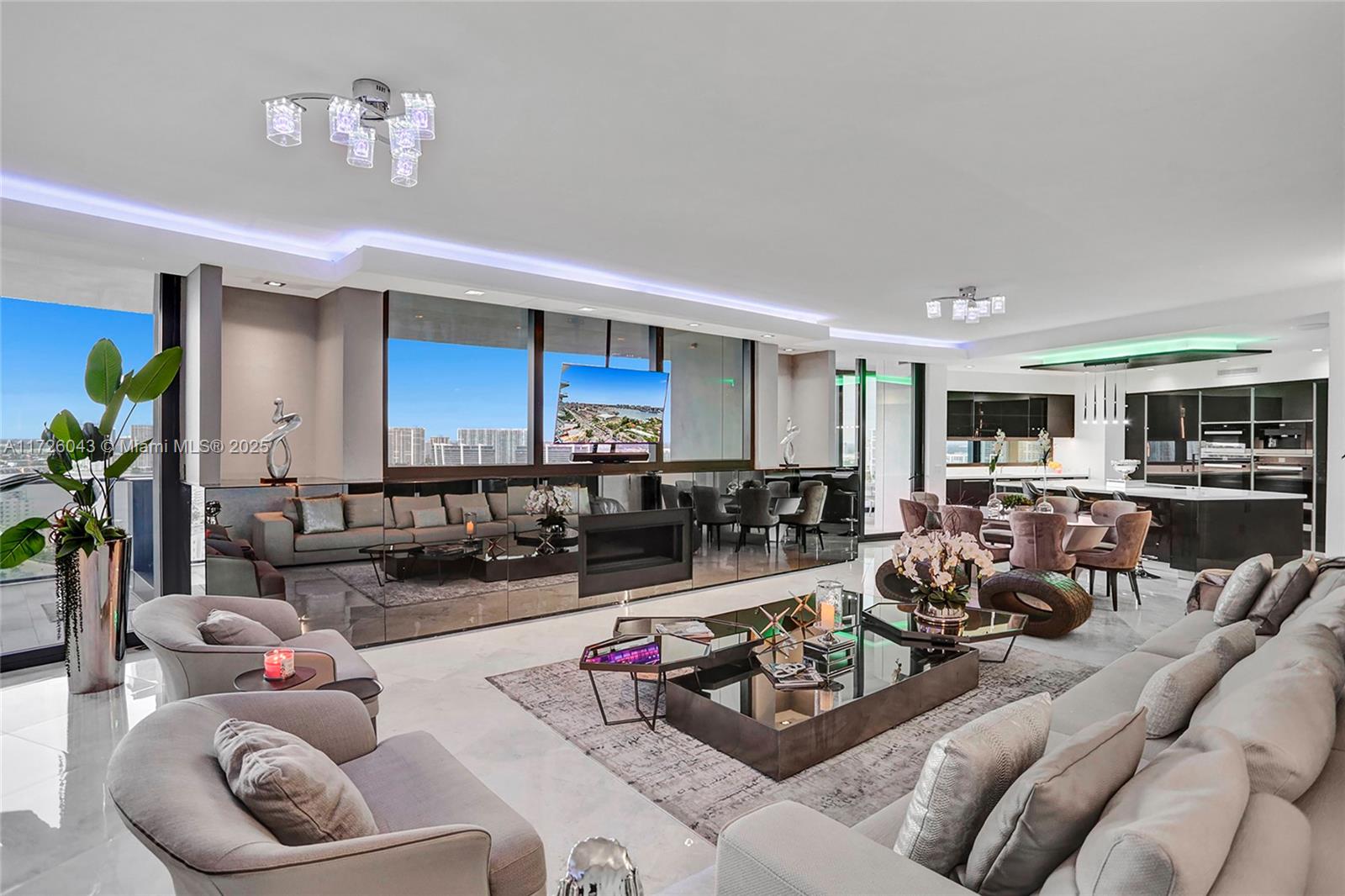 Apartamento à Venda em Sunny Isles Beach, FL