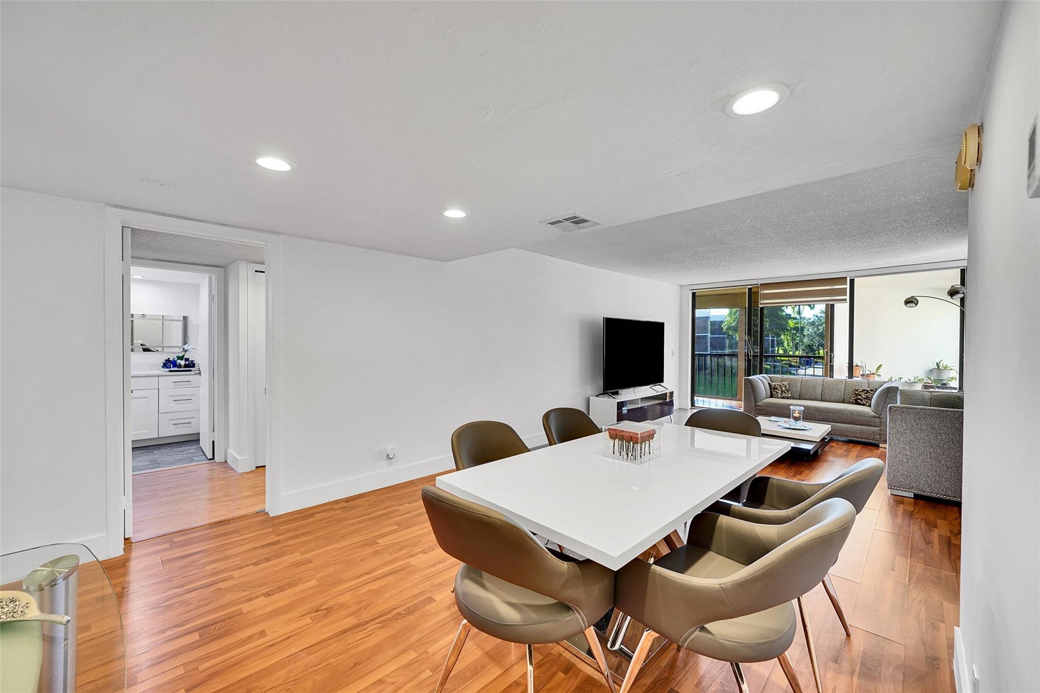 16175 Golf Club Rd Weston FL 33326 | F10482222