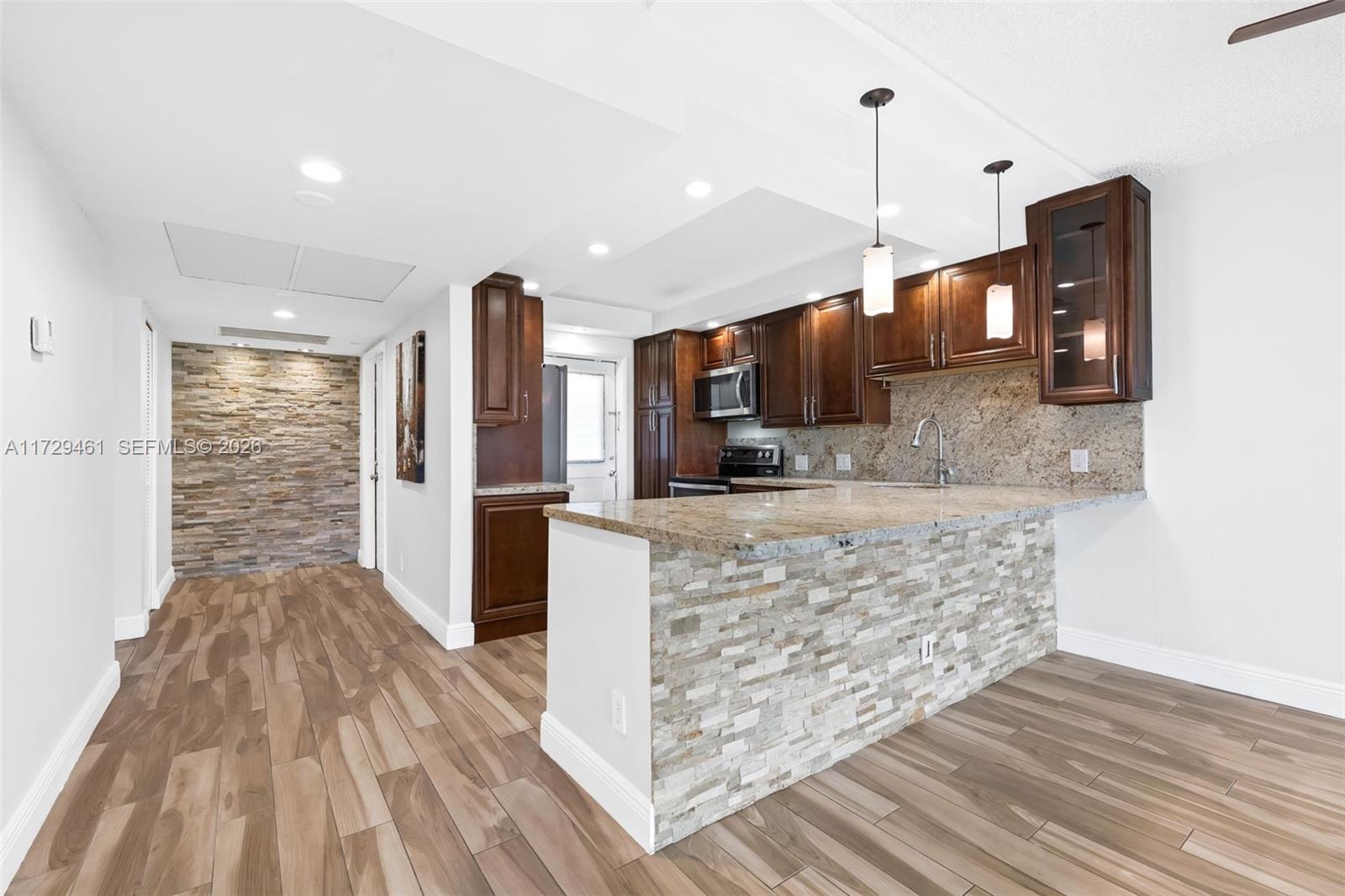 Palm-Aire Country Club Co