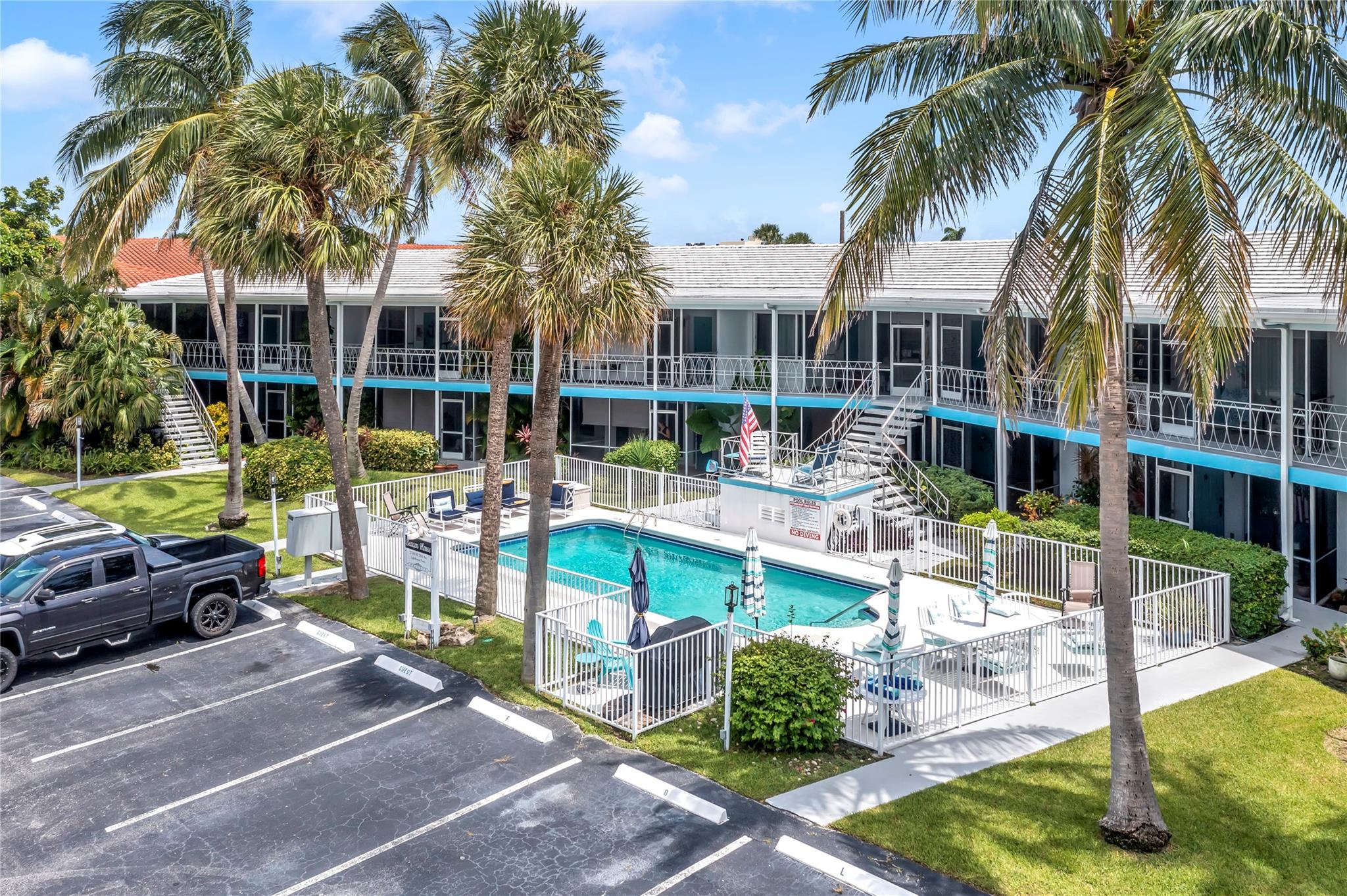 Homes for sale in Lighthouse Point, FL | 2748 Ne 28th Ave #13, Lighthouse Point, FL 33064 | MLS# F10482666